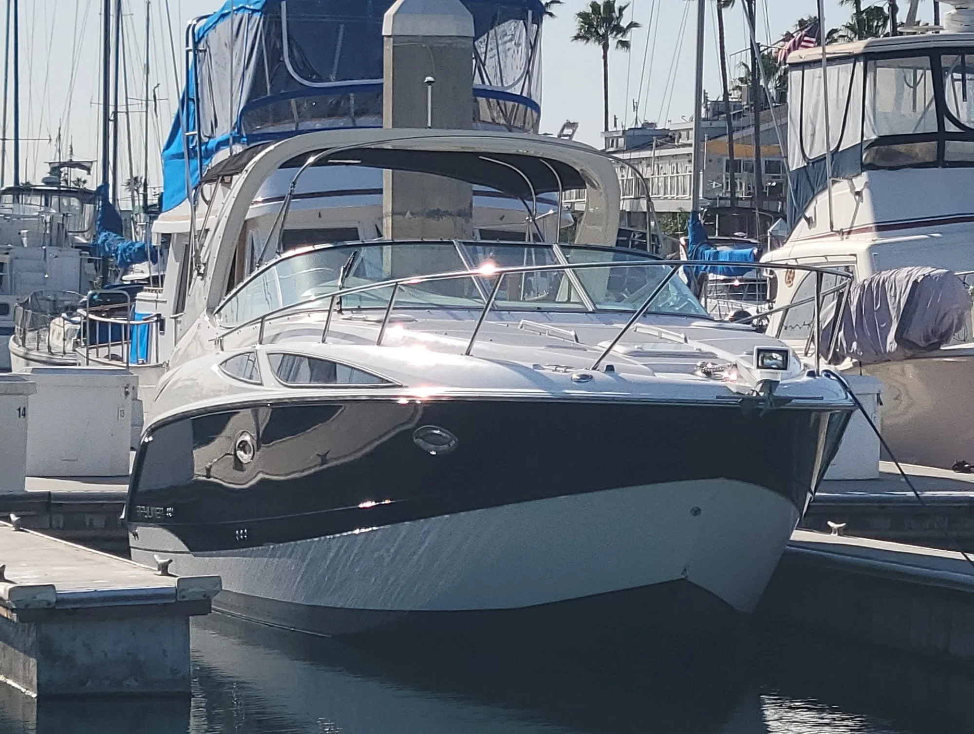 Bayliner 315 Cruiser - Image 4