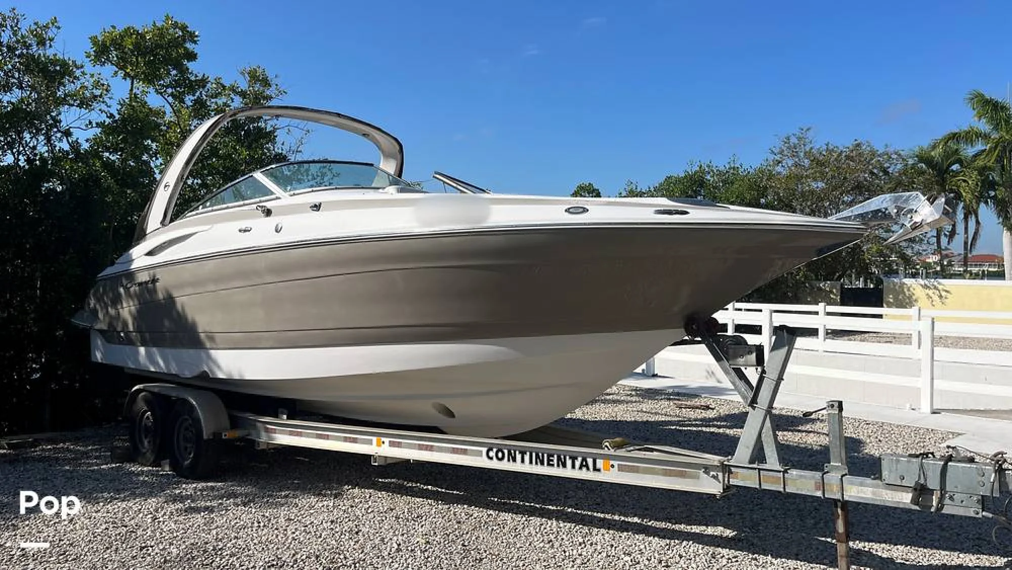 2009 Crownline 300 LS - Image 3