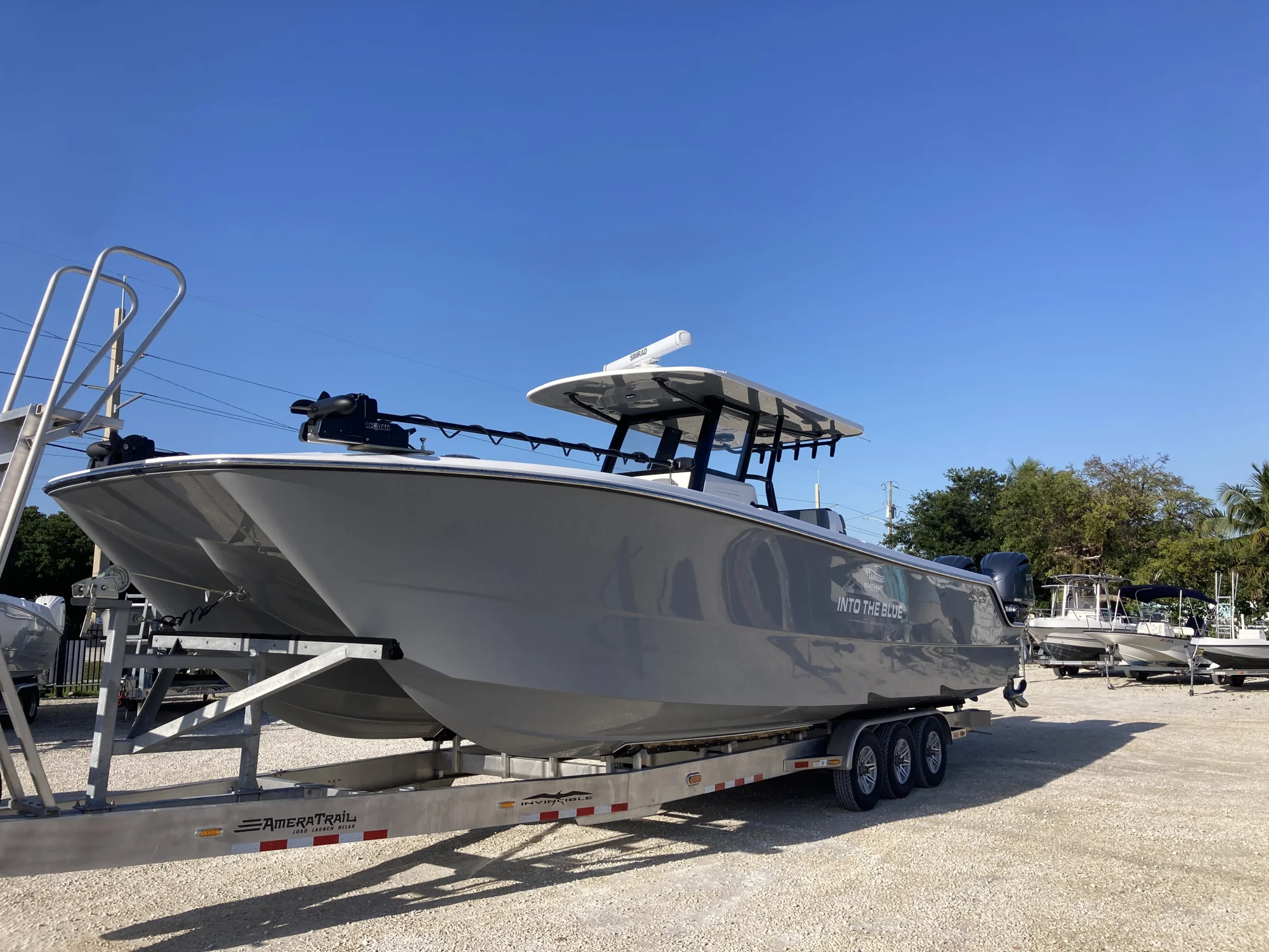 2025 Invincible Boats 35 CC