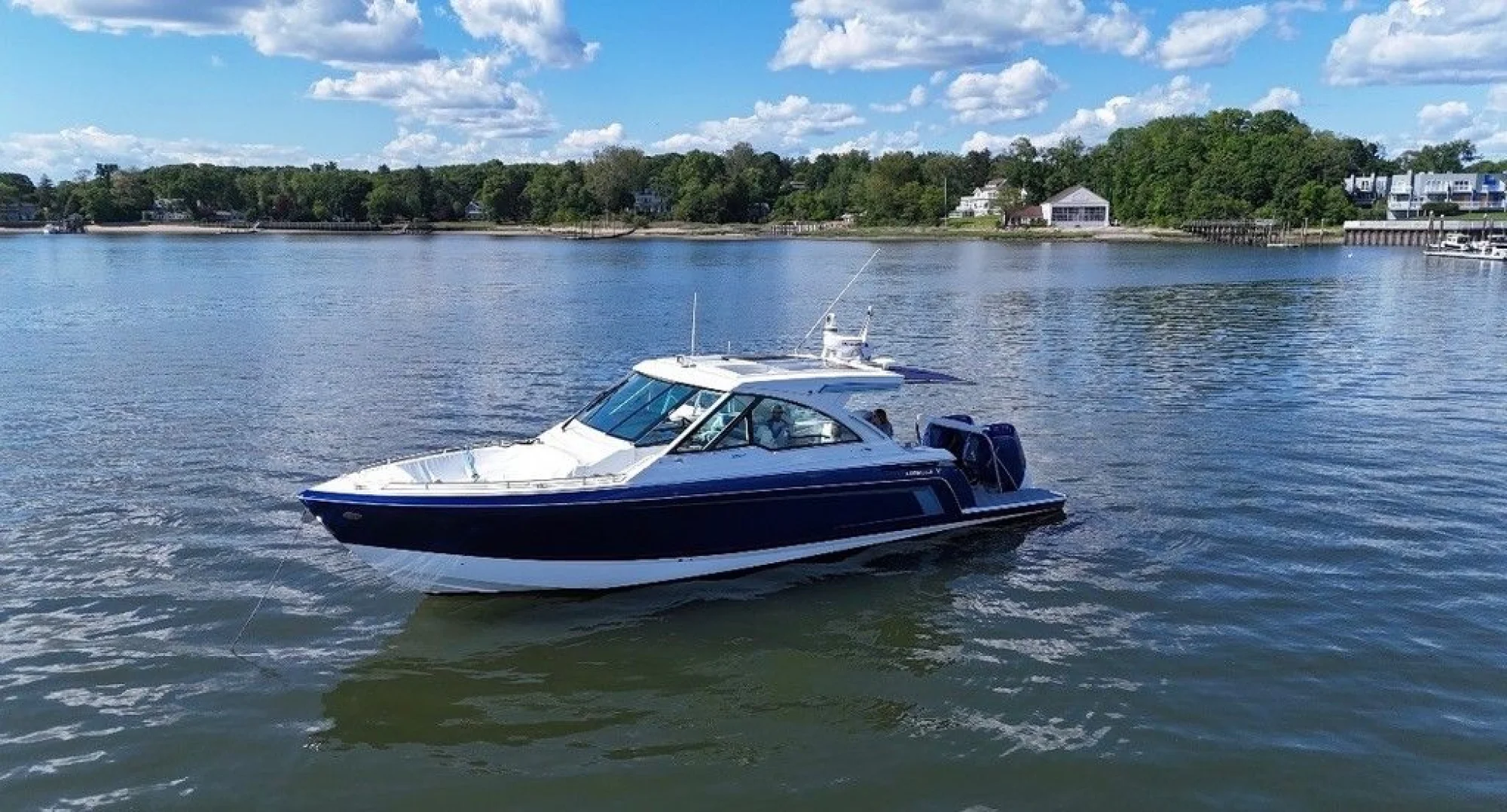 Formula Boats 380 Super Sport Crossover - Image 2