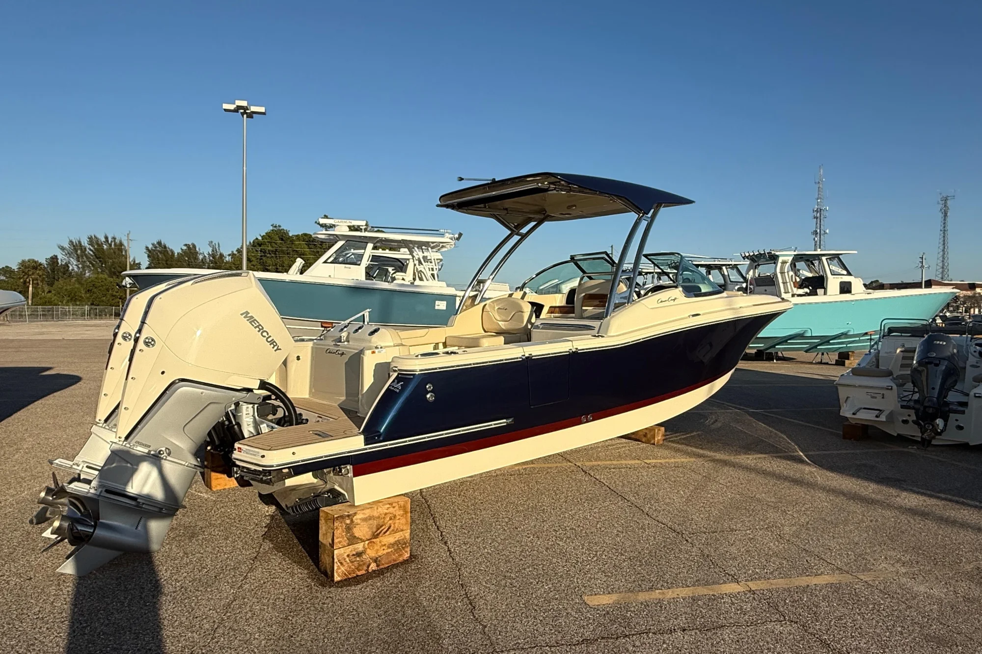 2026 Chris-Craft Calypso 28 - Image 2