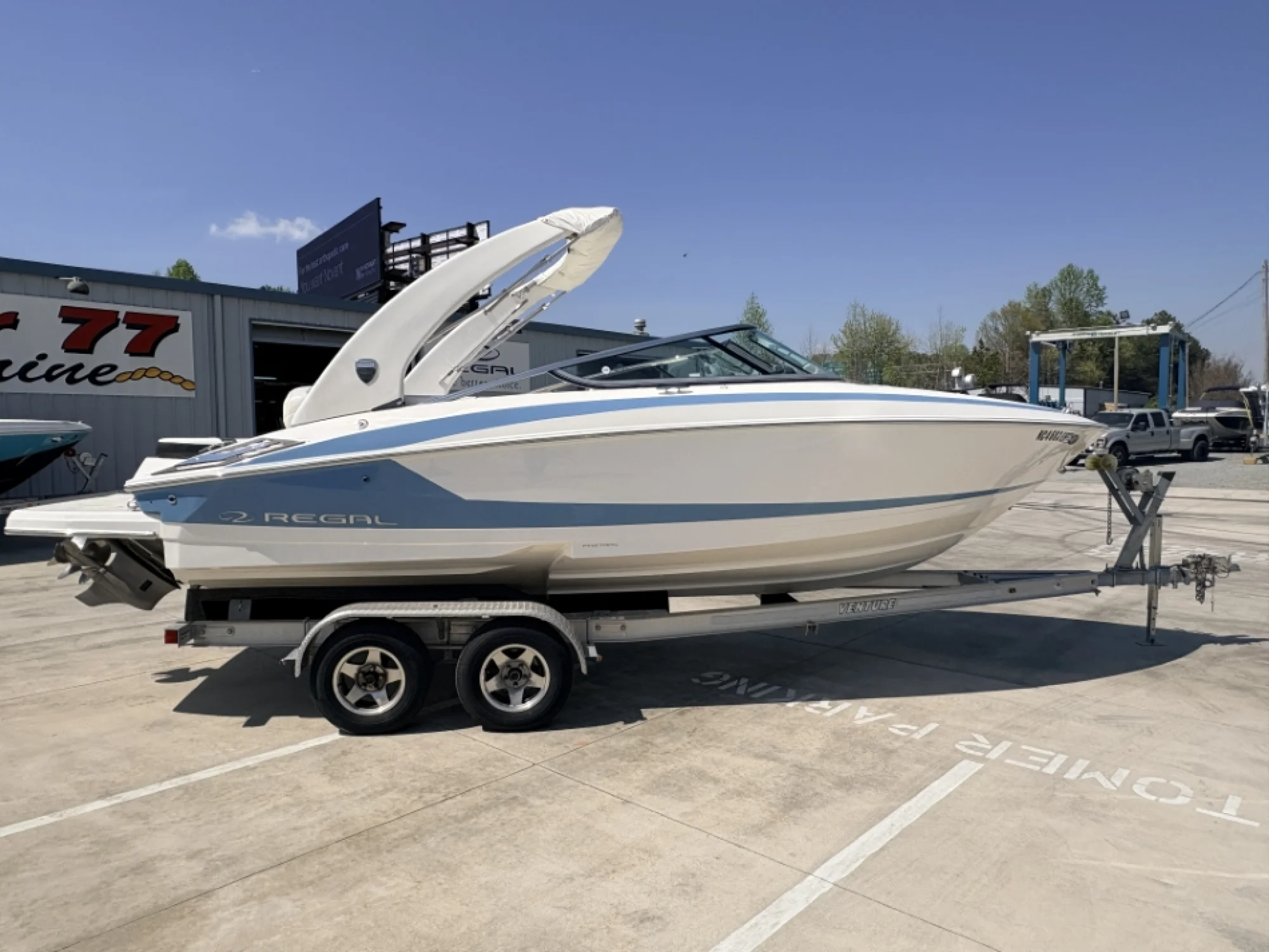 2017 Regal 2300 - Image 3