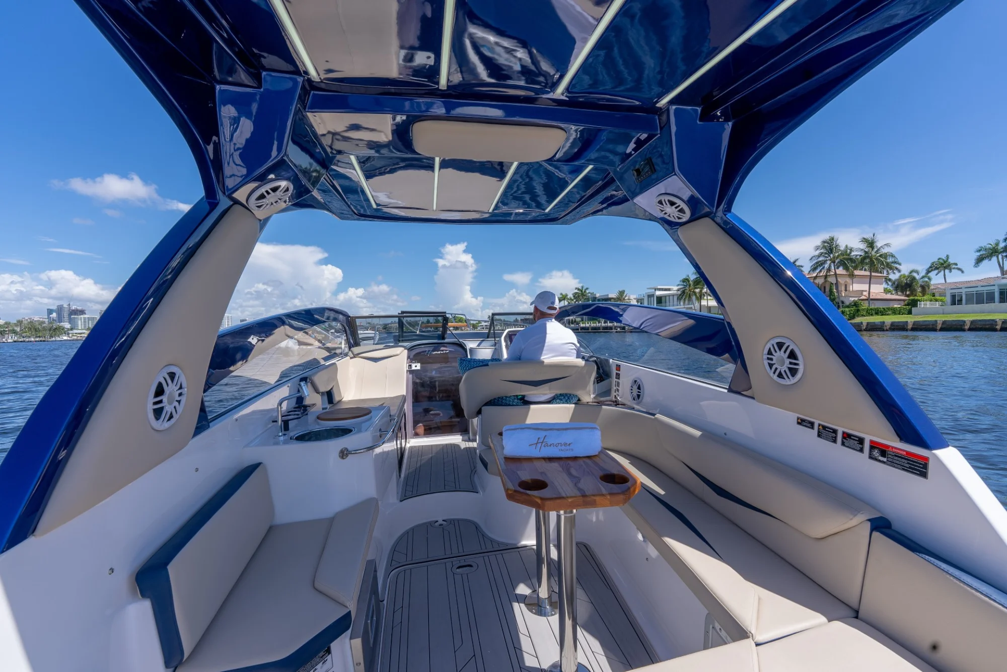2024 Hanover 305 White & Blue T-Top Edition - Image 5