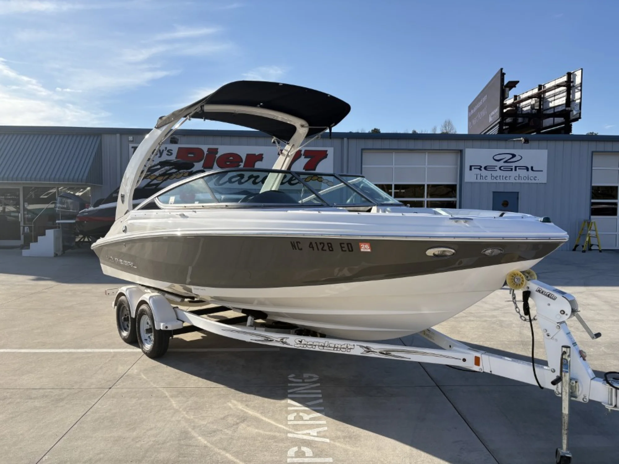 2016 Regal 2000 ES - Image 2