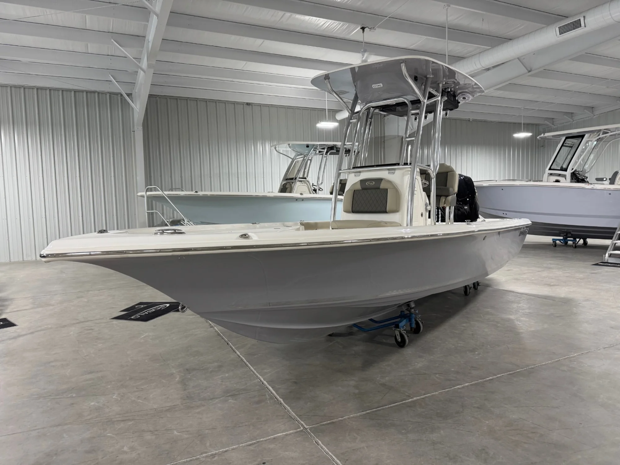 2026 Key West 230 Bay Reef Manta Gray - Image 2