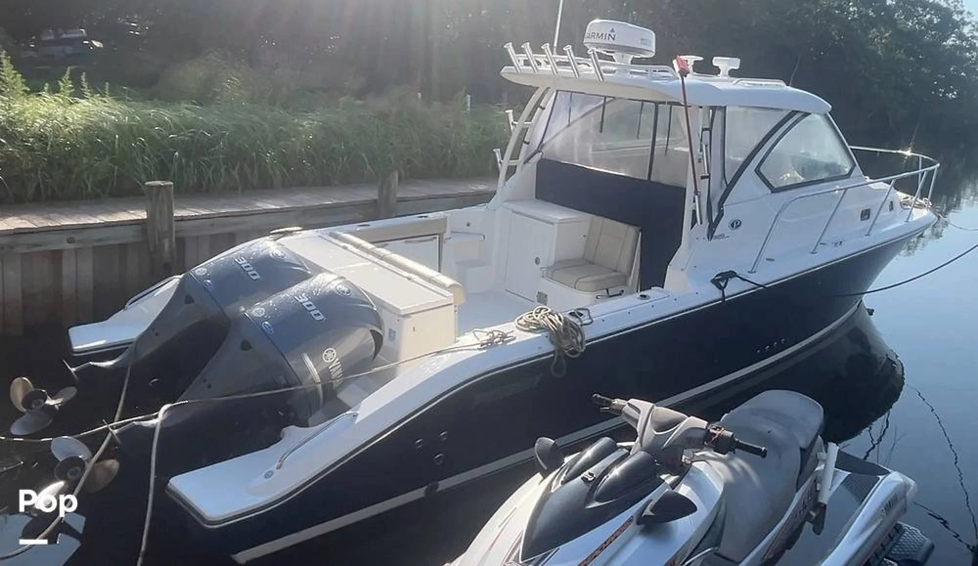 2018 Pursuit OS 325 - Image 2