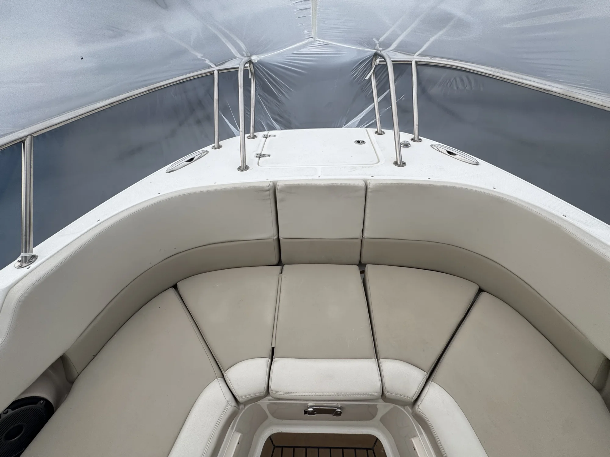 2020 Boston Whaler 320 Vantage - Image 2