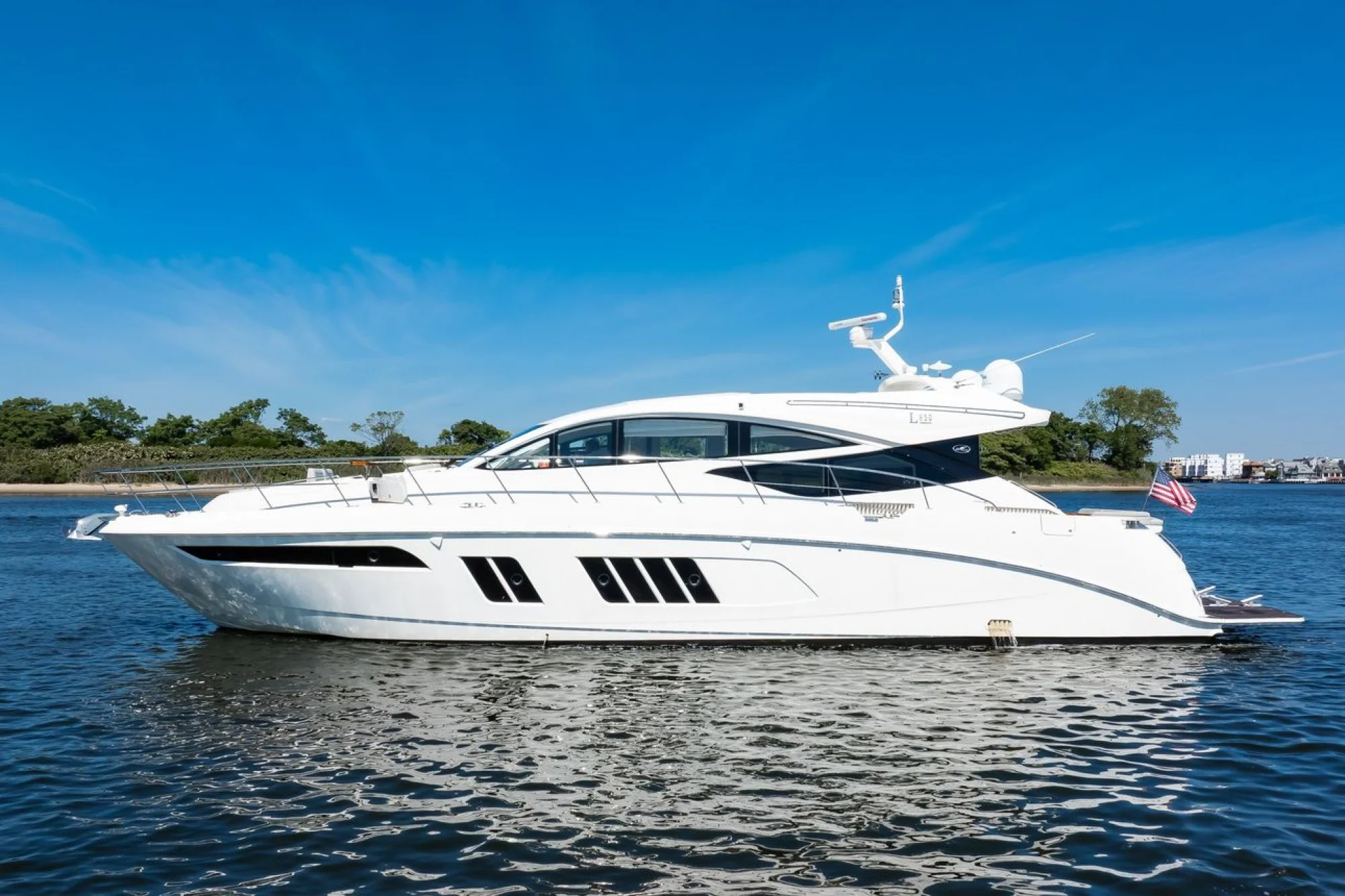 2018 65' Sea Ray L650 | 65ft - Image 3