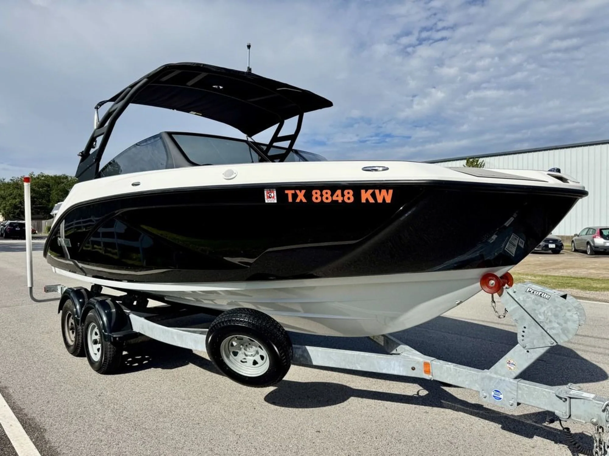 2024 Yamaha Boats AR220 - Image 5