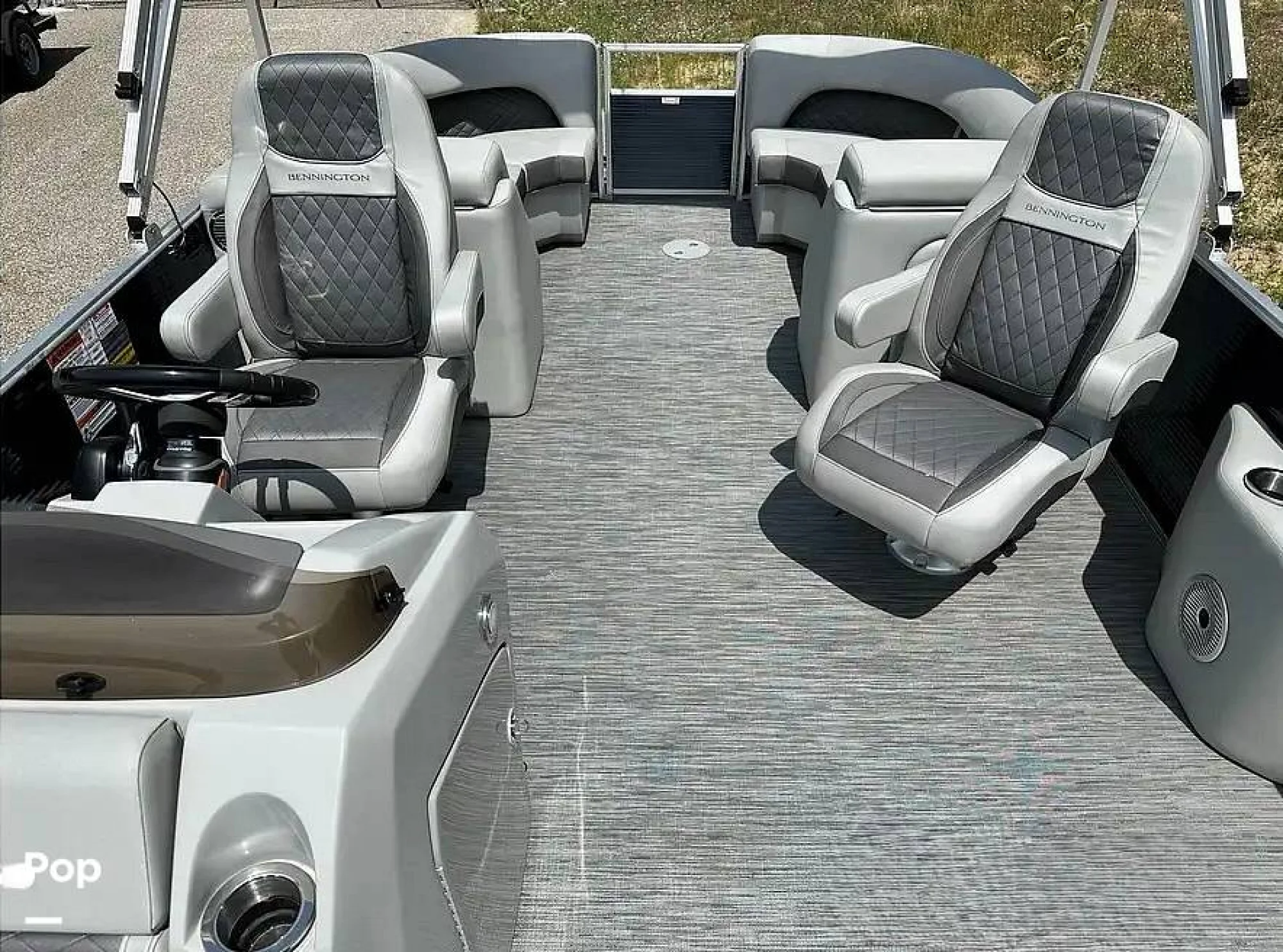 2023 Bennington 24LSR - Image 2