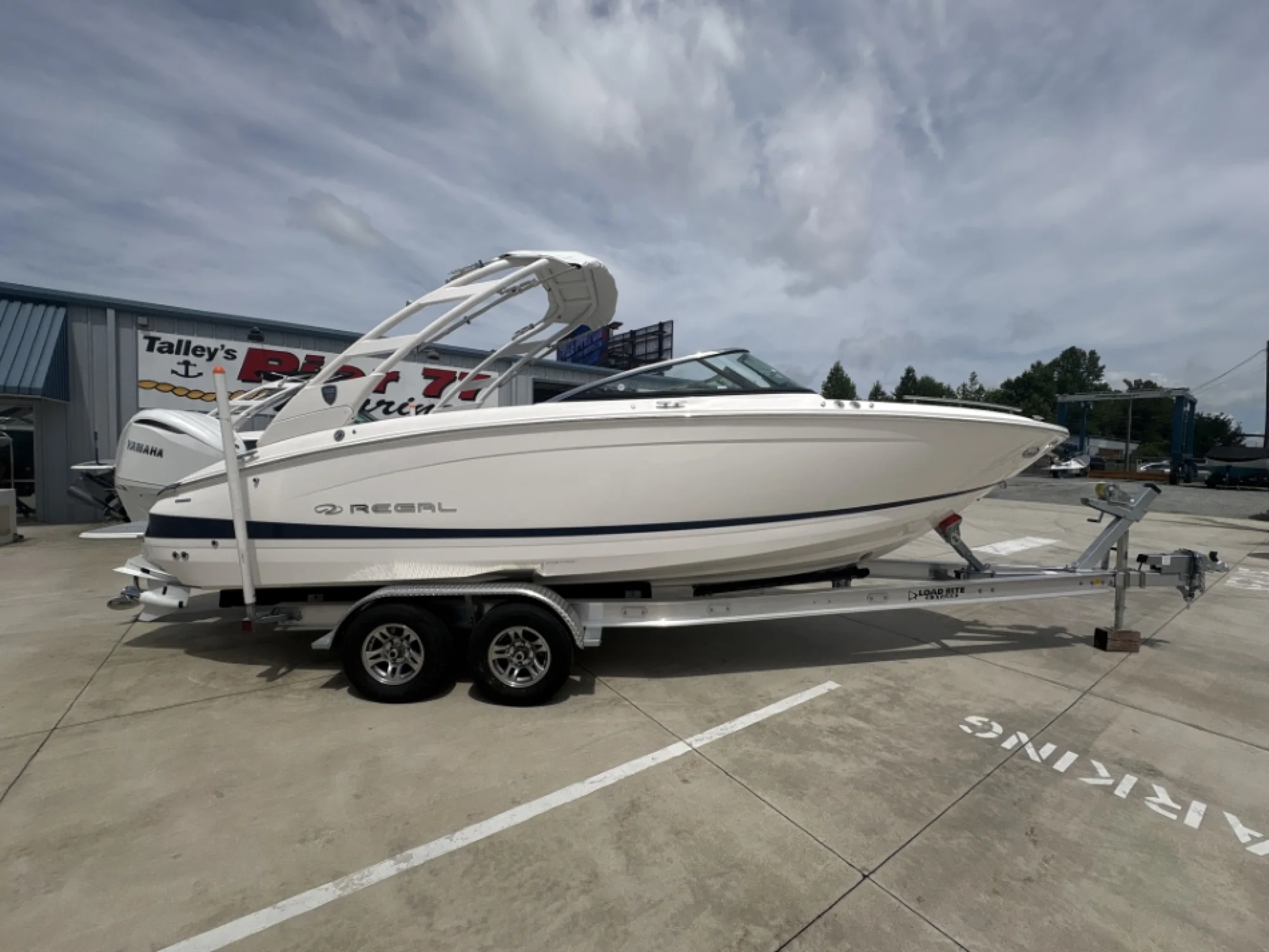 2025 Regal LX6 Ultimate - Image 3