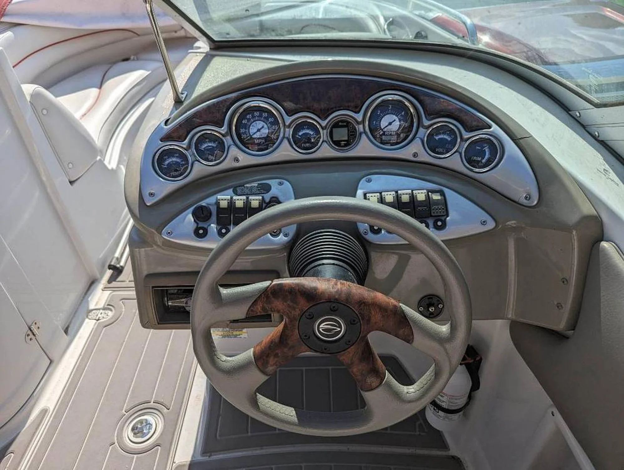 2008 Crownline 220 ex - Image 3