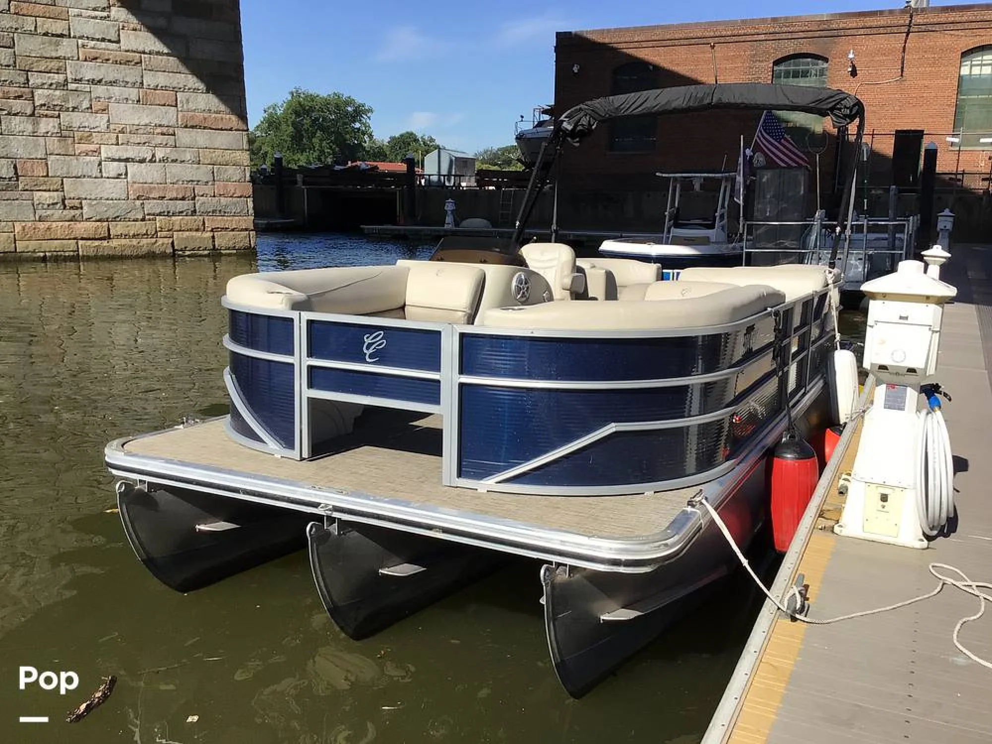 2023 Cypress Cay 232 Seabreeze - Main Image