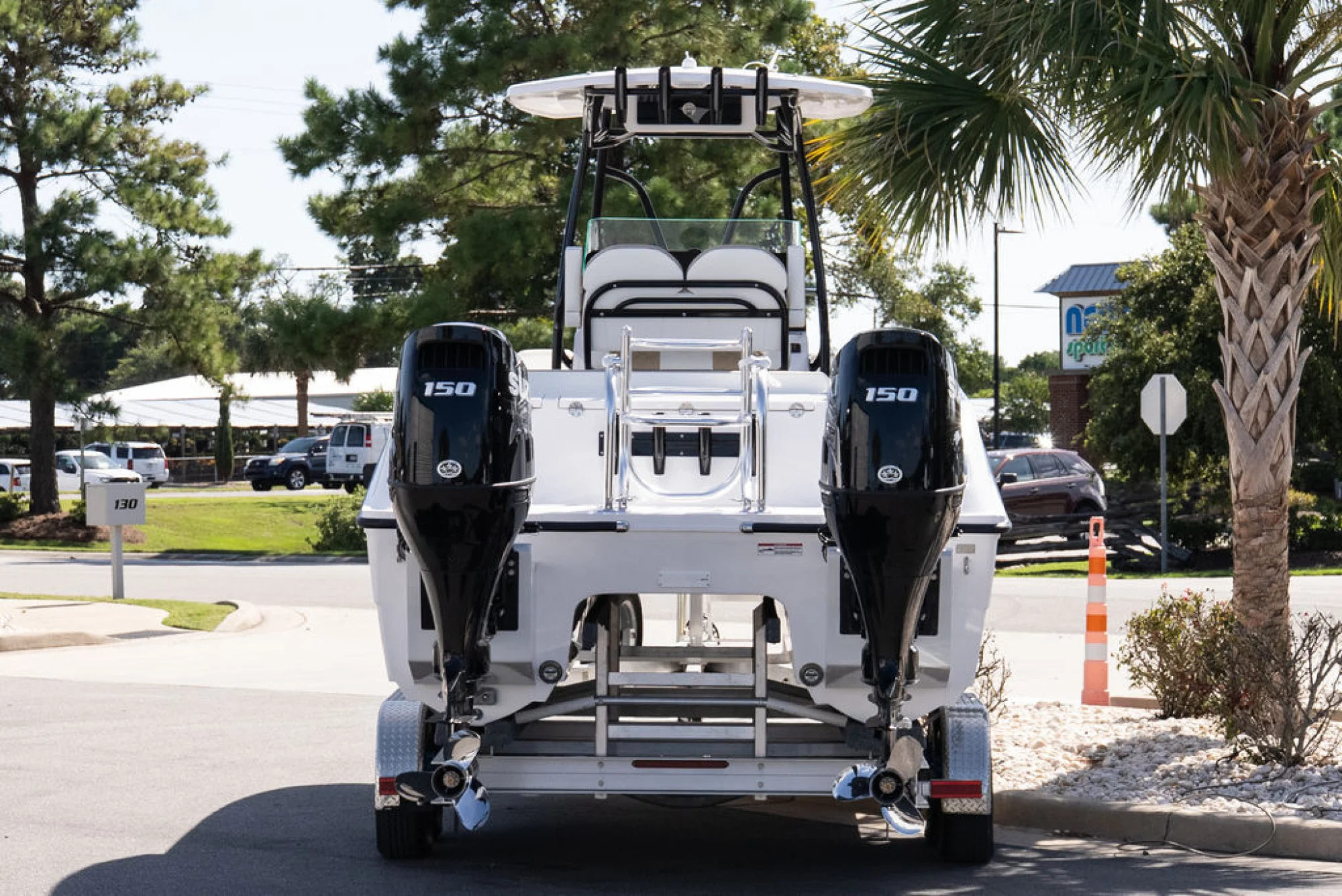 Twin Vee 240GFX2 - Image 5