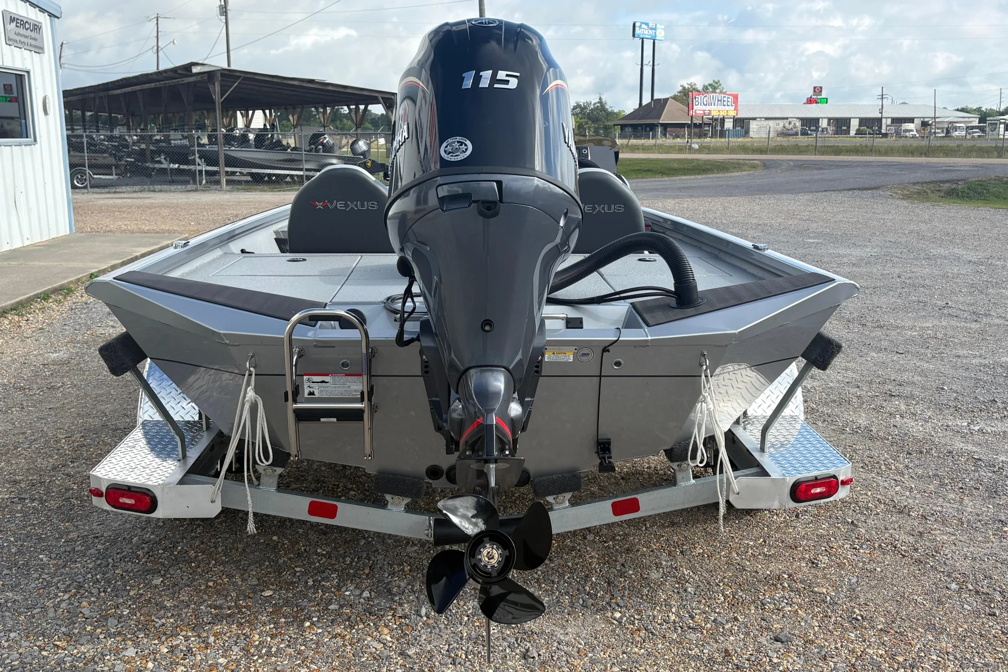 2026 Vexus Defender 189 - Image 4