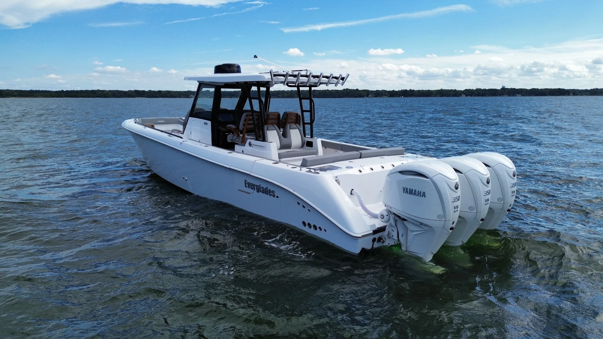 2026 37' Everglades 375CC - Image 4
