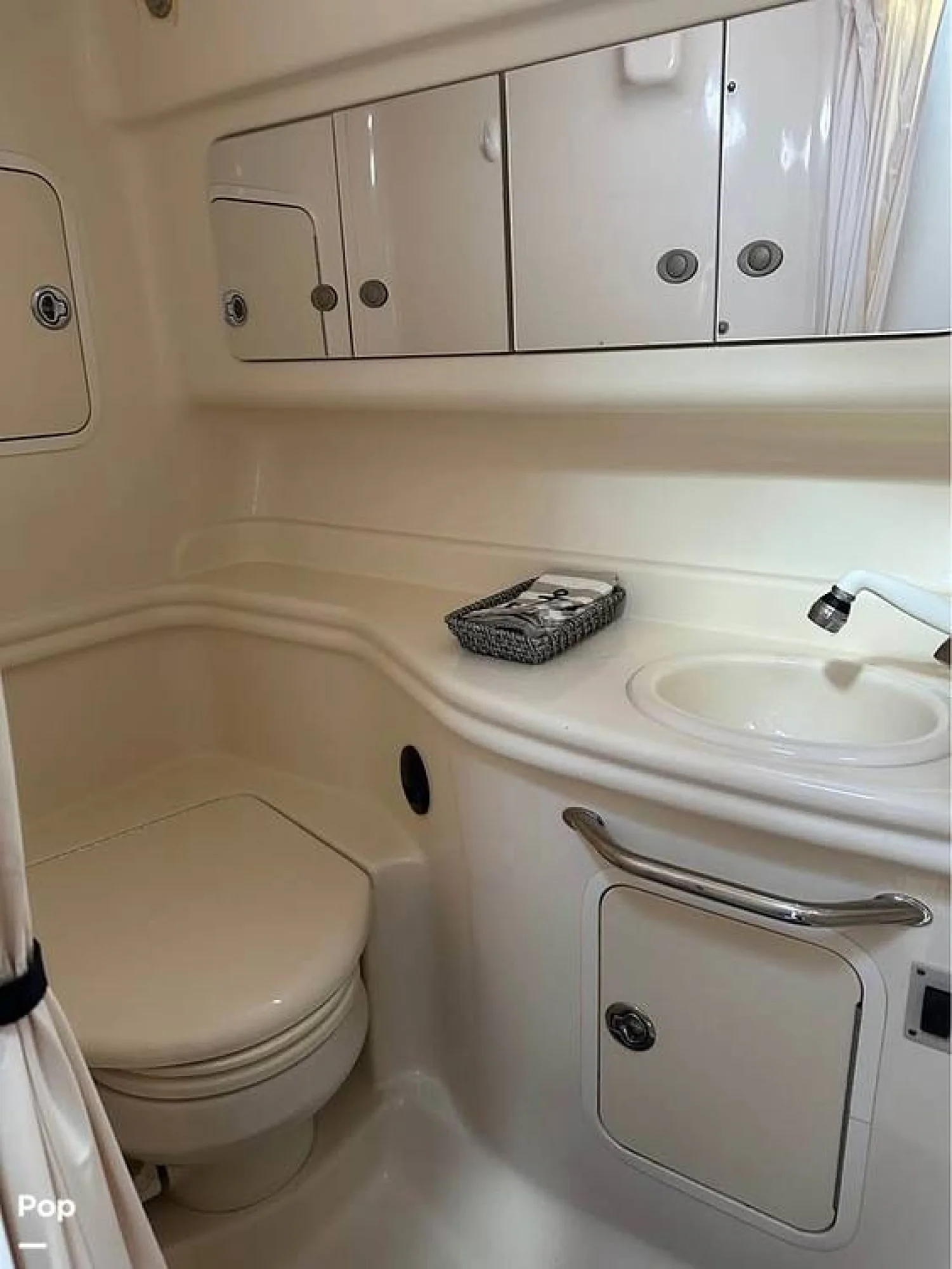 2005 Sea Ray Sundancer 320 - Image 5