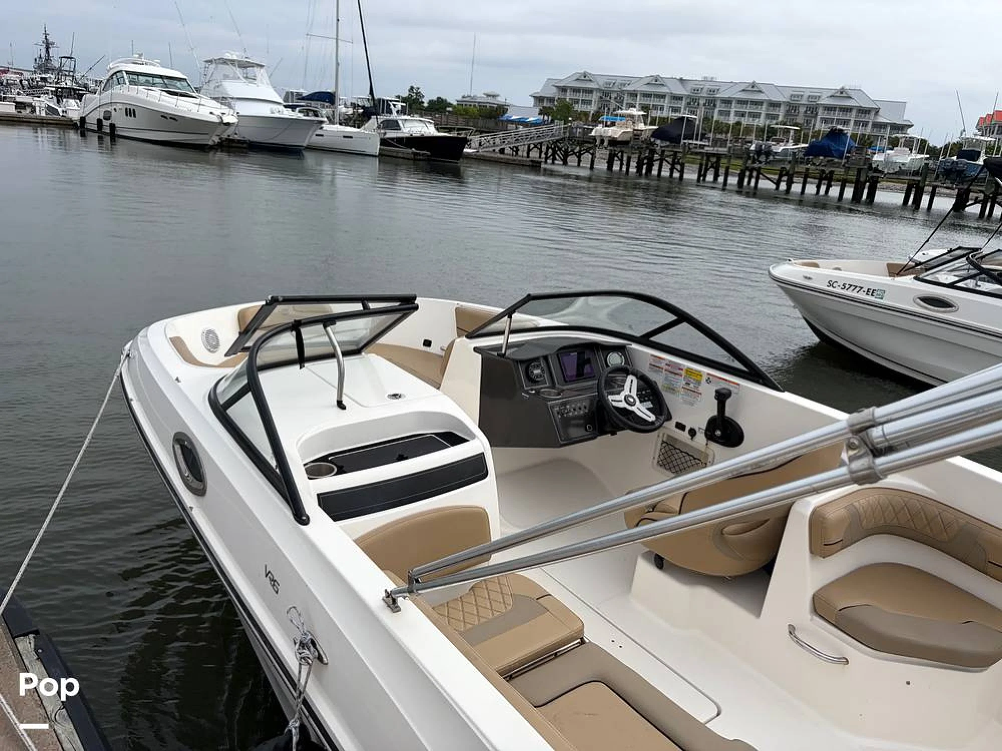 2024 Bayliner VR6 OB - Image 4