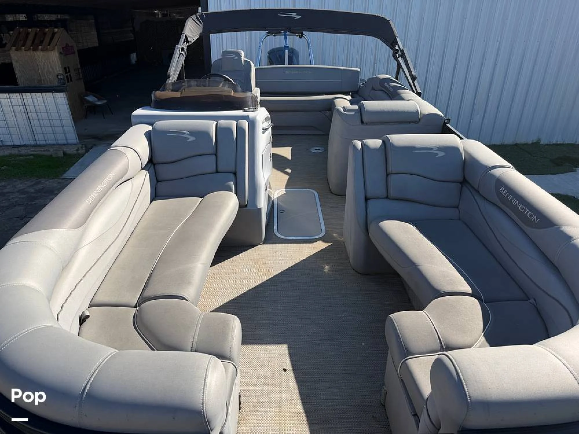 2021 Bennington R23 - Image 5