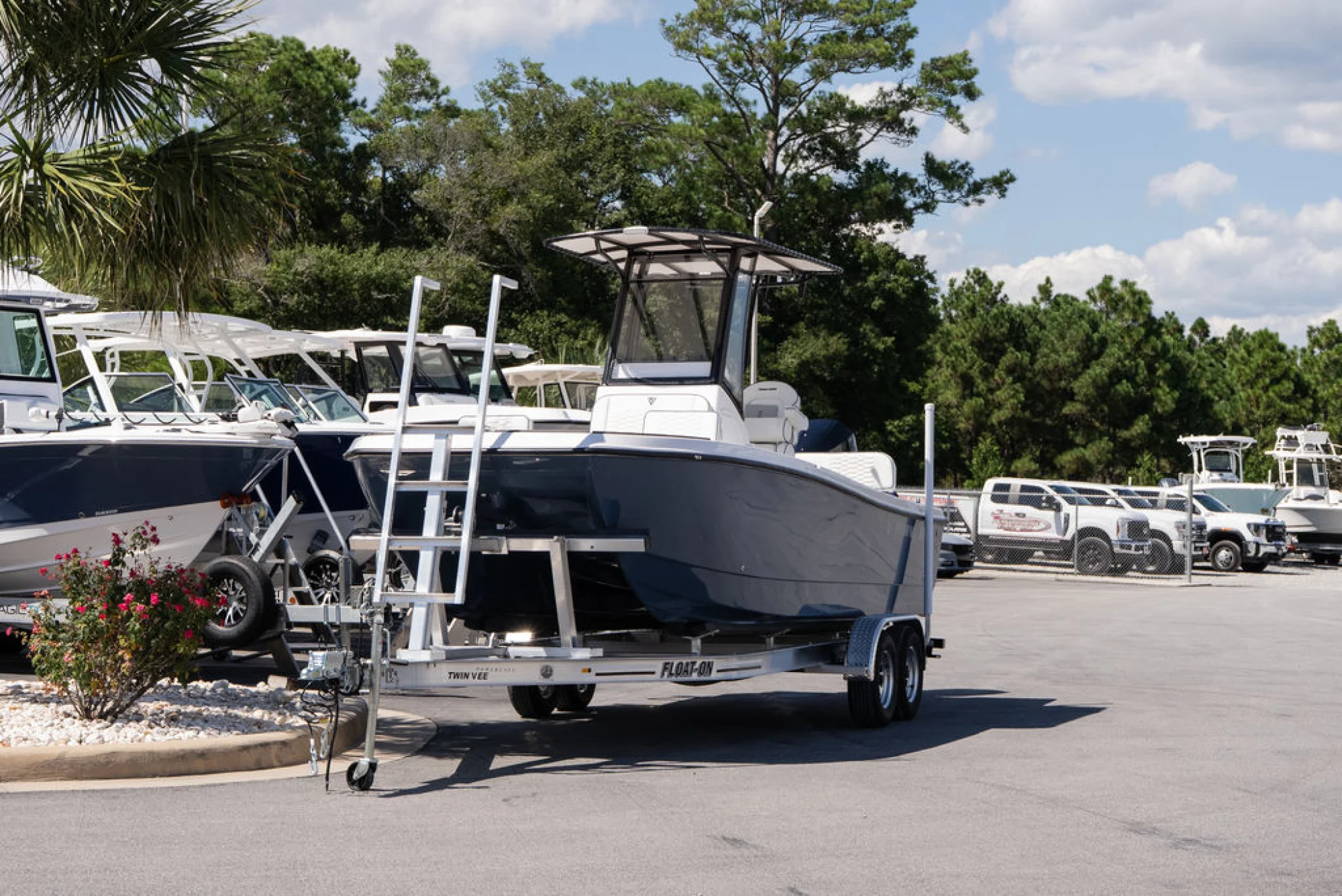 Twin Vee BAYCAT 22 - Image 3