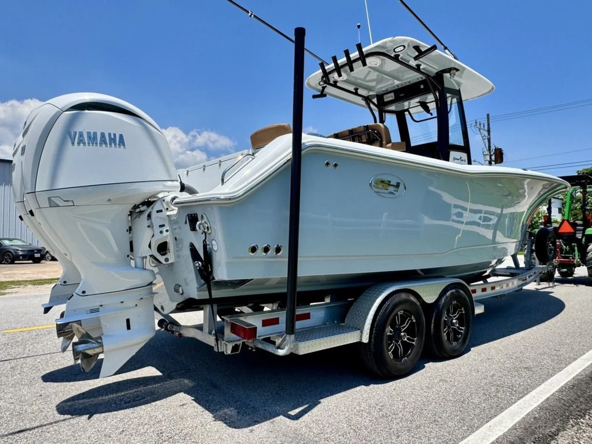 2024 Sea Hunt Gamefish 27 With Coffin Box - Image 4