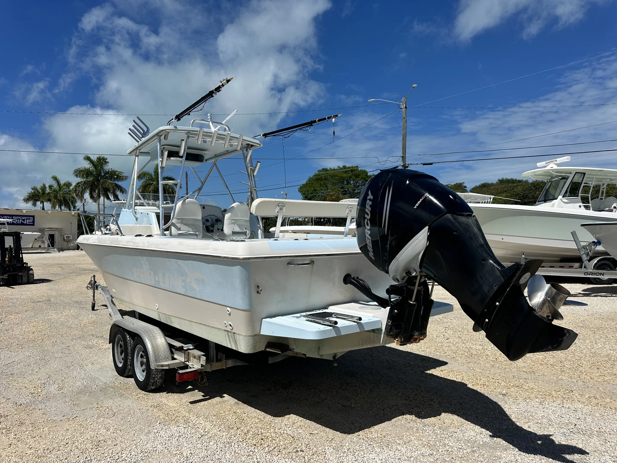 1997 Pro Line 255 Walkaround - Image 4