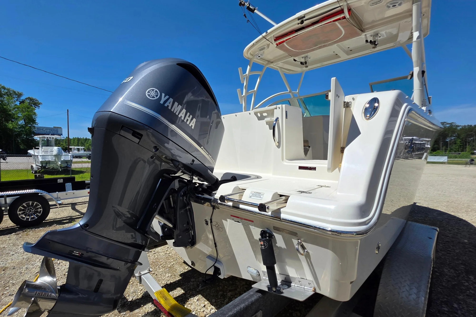 2018 Sailfish 245 DC - Image 4