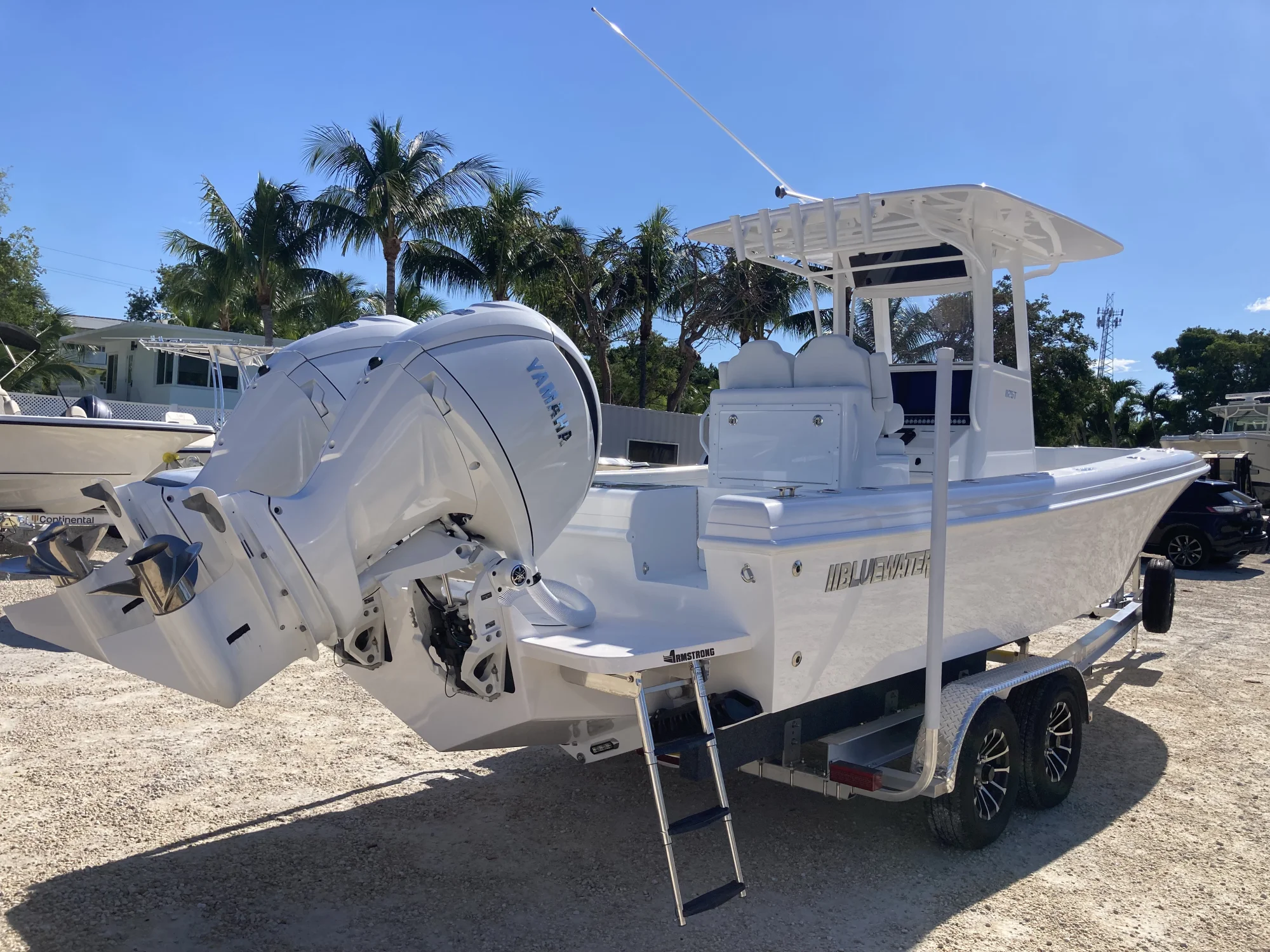 2026 Bluewater 25 T - Image 2