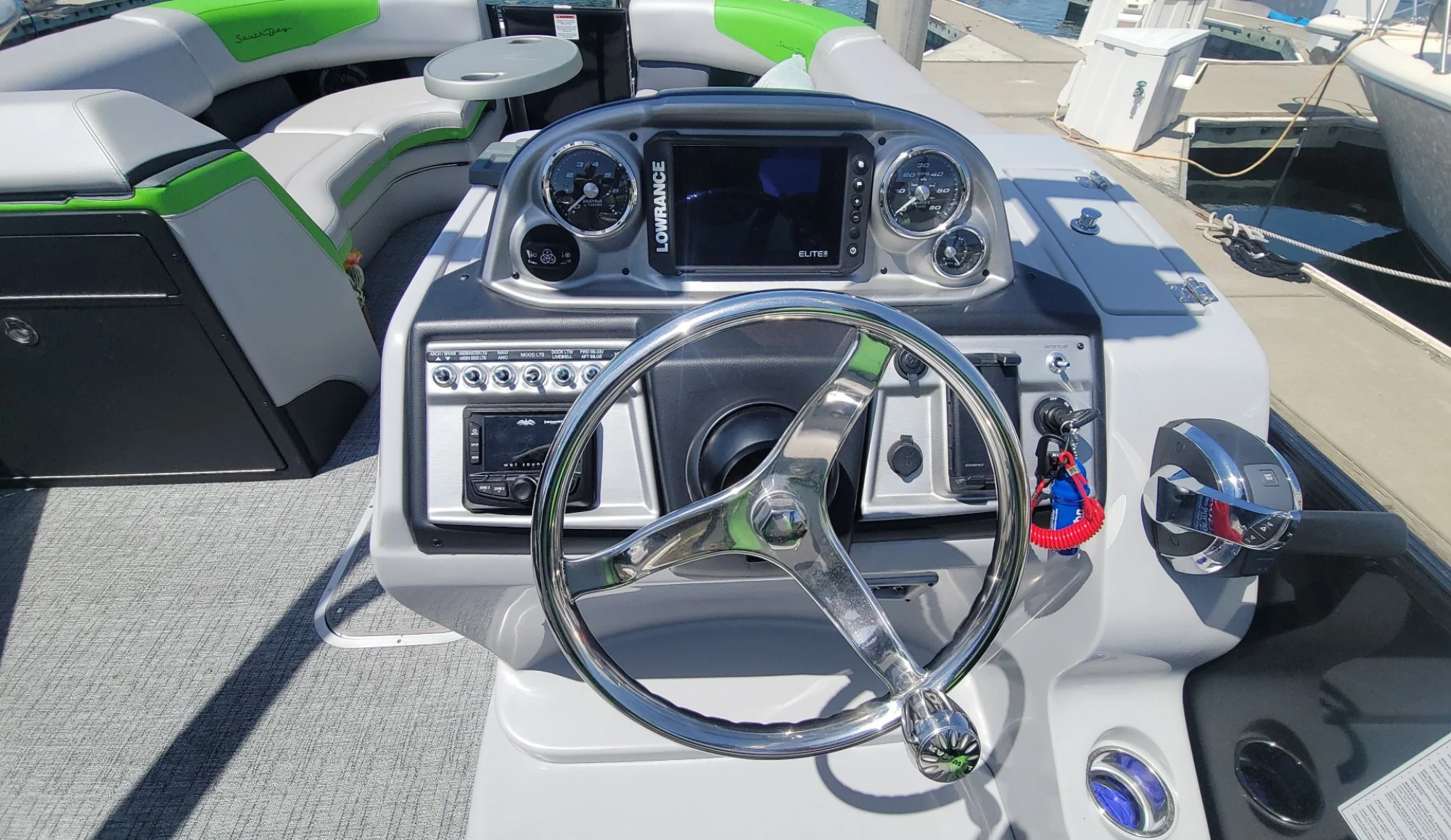 2023 South Bay 25 Pontoon Loaded, Low Hours, Trailer, Ready Now - Image 4