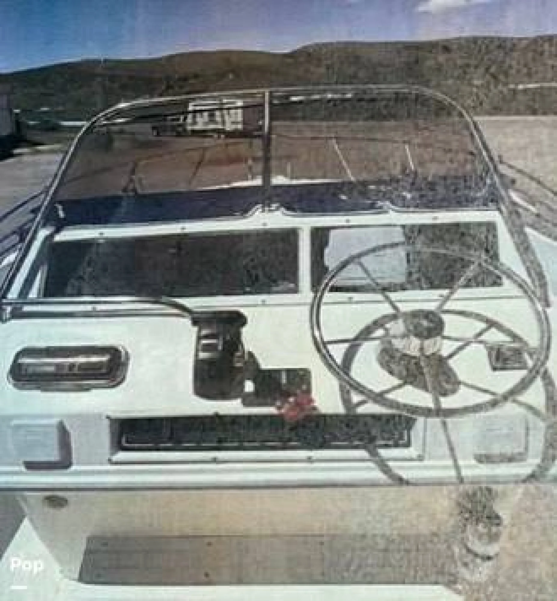 1996 Wellcraft 238CCF - Image 4