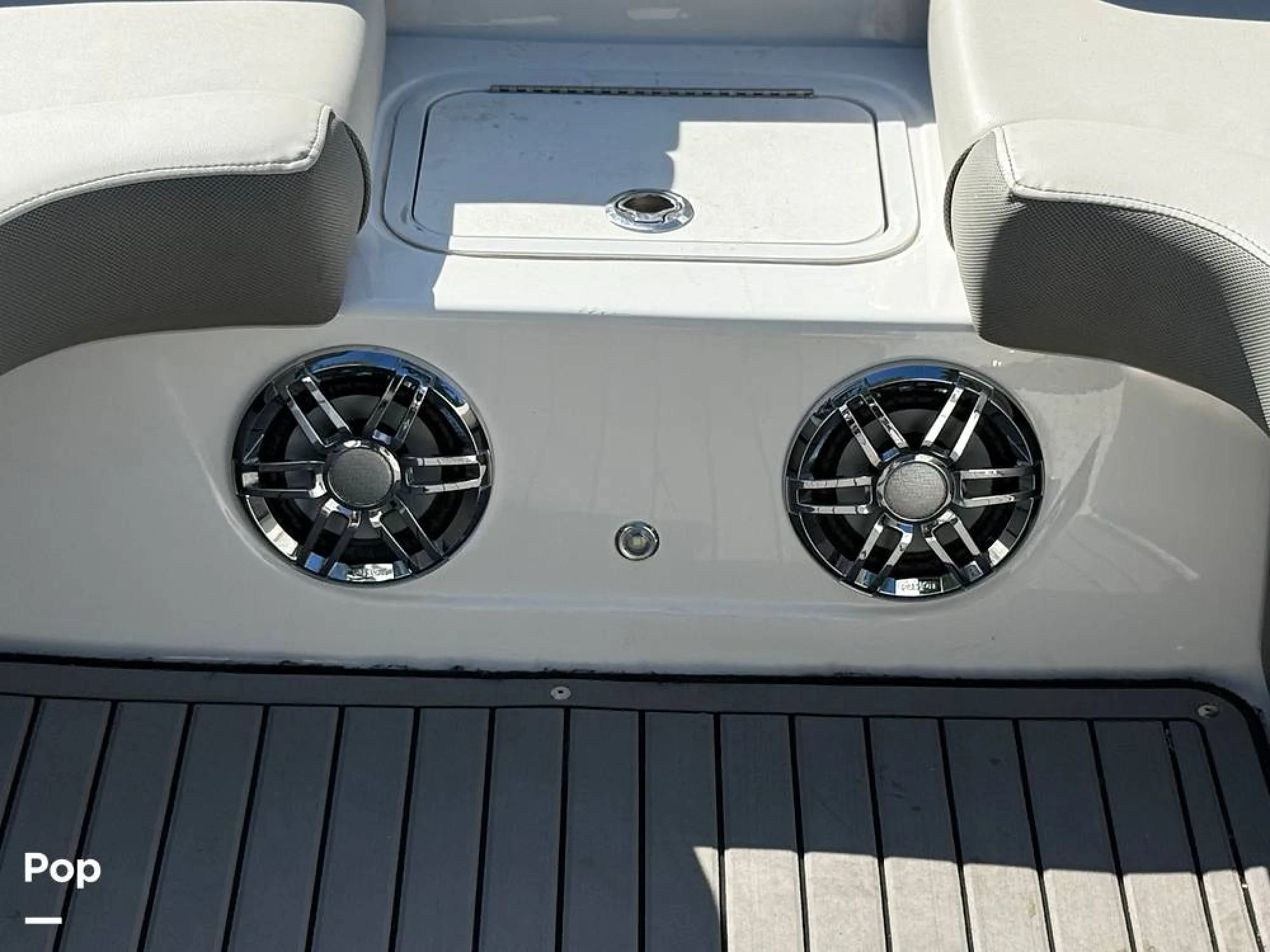 2022 Hurricane SD217 - Image 3