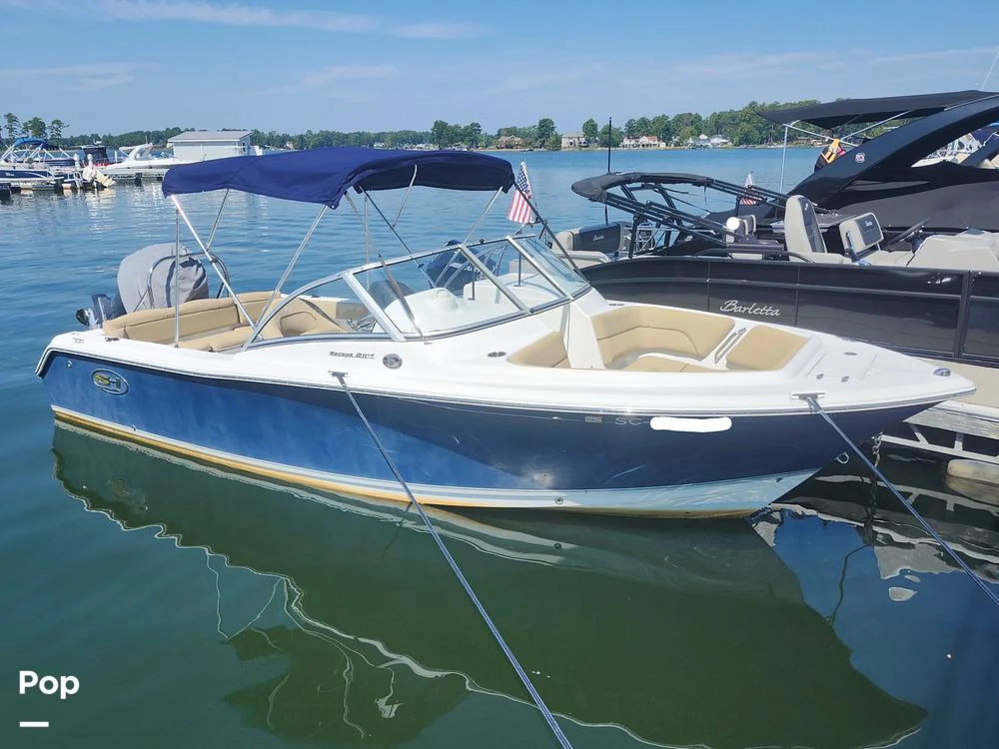 2017 Sea Hunt Escape 211 LE - Image 2