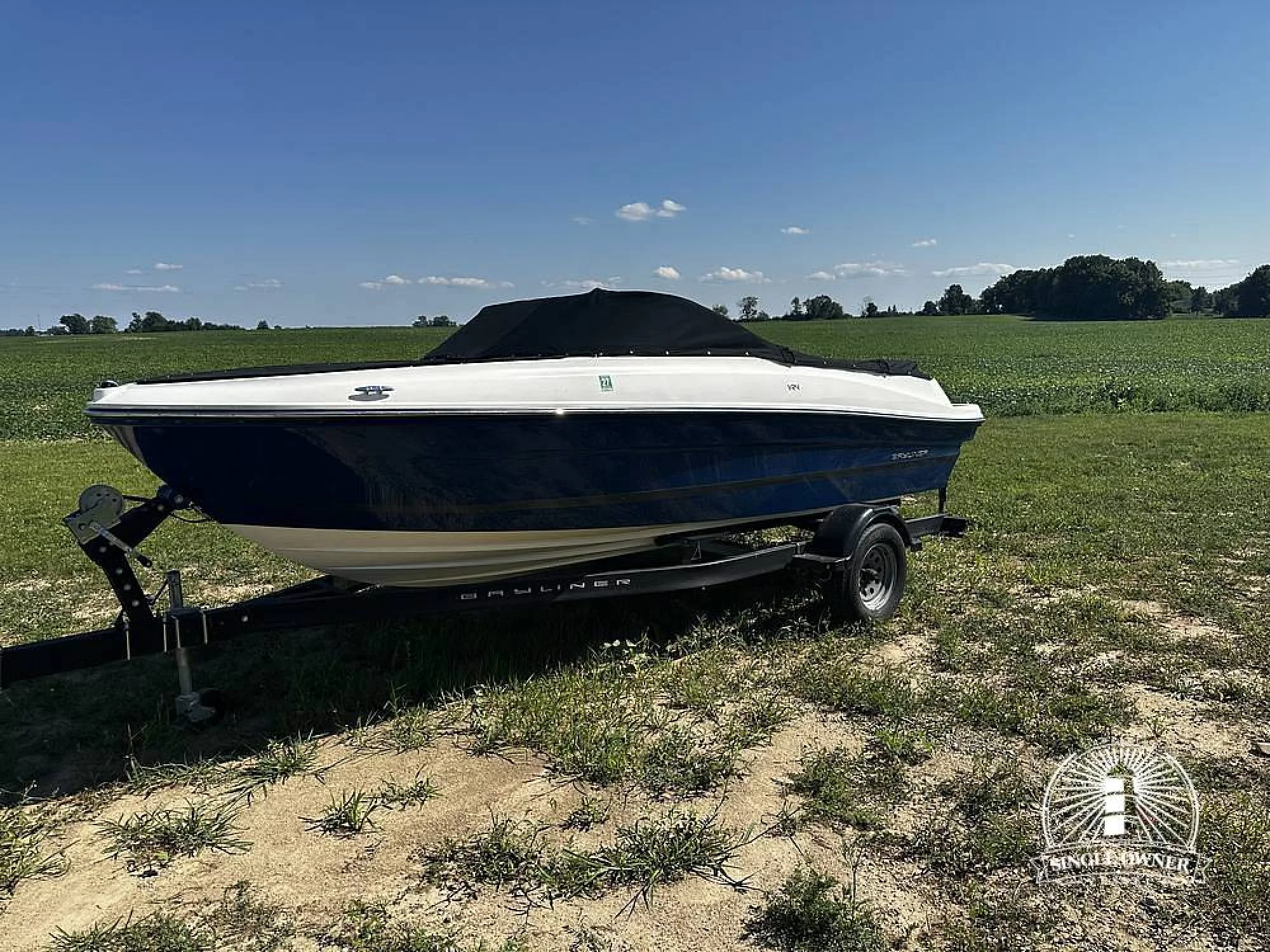 2023 Bayliner VR4 - Image 2
