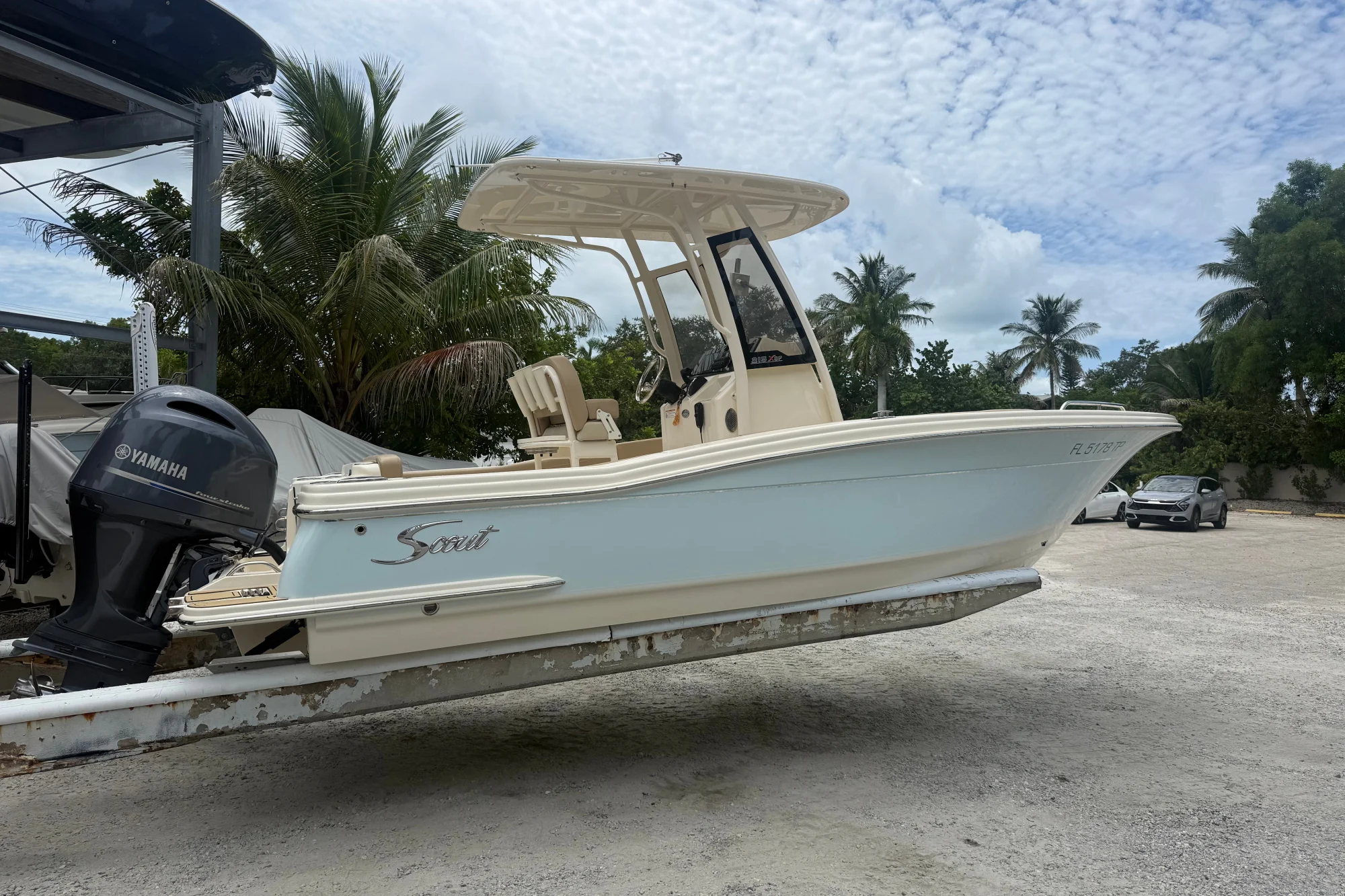 2024 Scout 215 XSF - Image 2