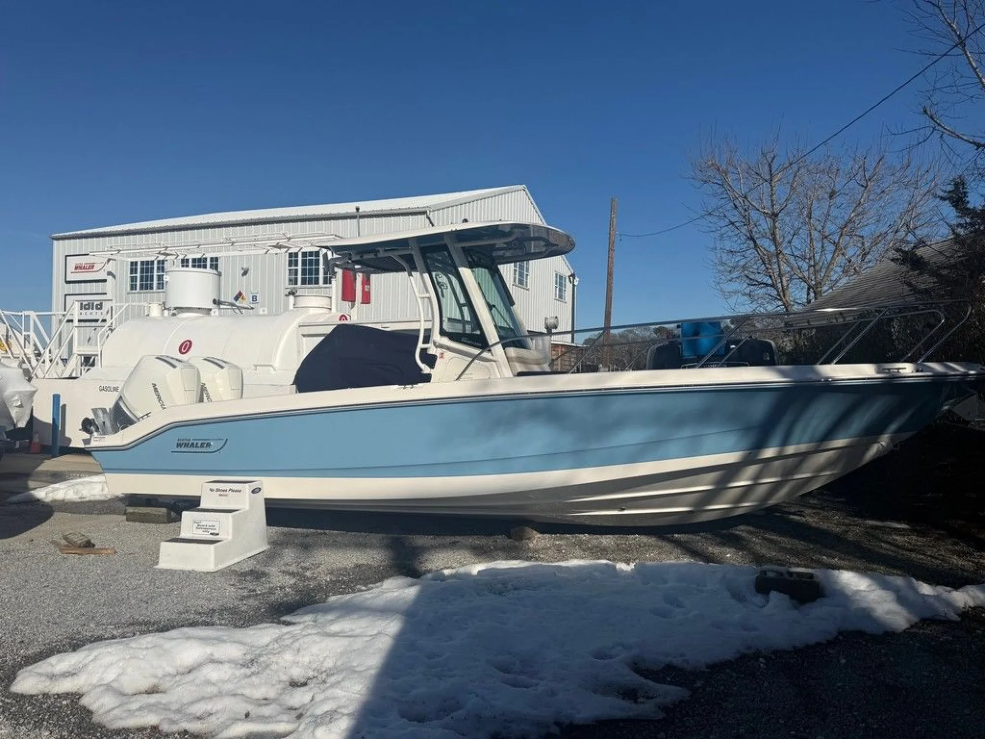 Boston Whaler 280 Dauntless - Main Image