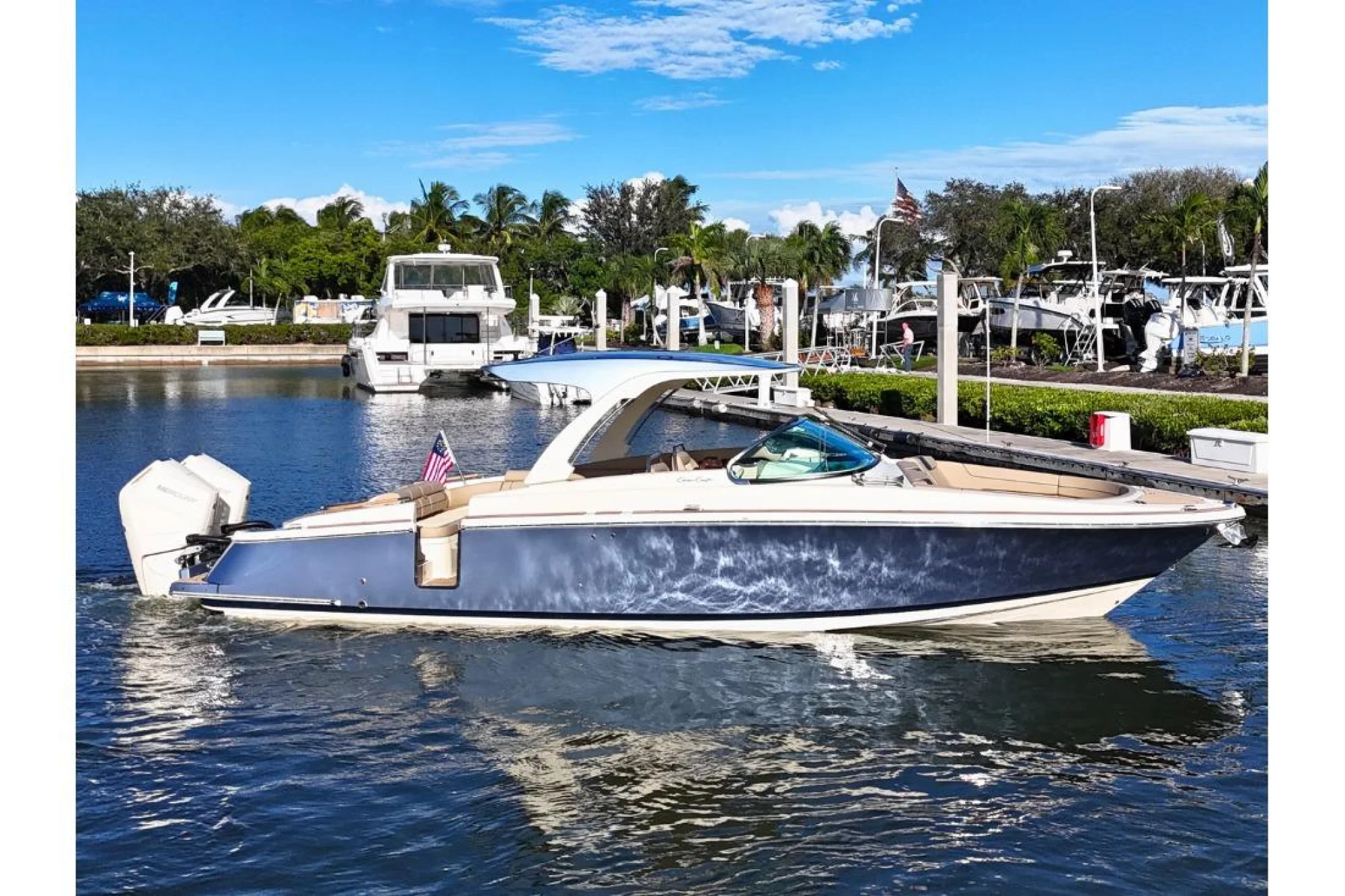 2026 Chris-Craft Launch 35 GT - Main Image