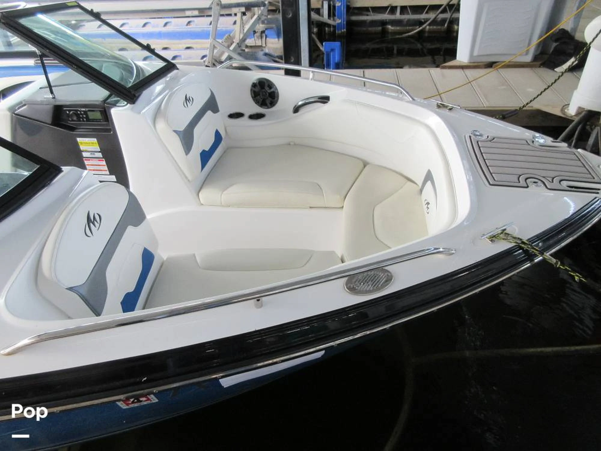 2018 Monterey 224 FS - Image 5