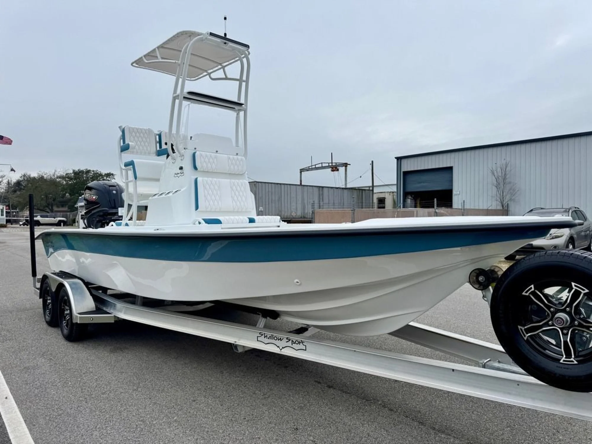 2026 Shallow Sport 24 Modified V - Image 5