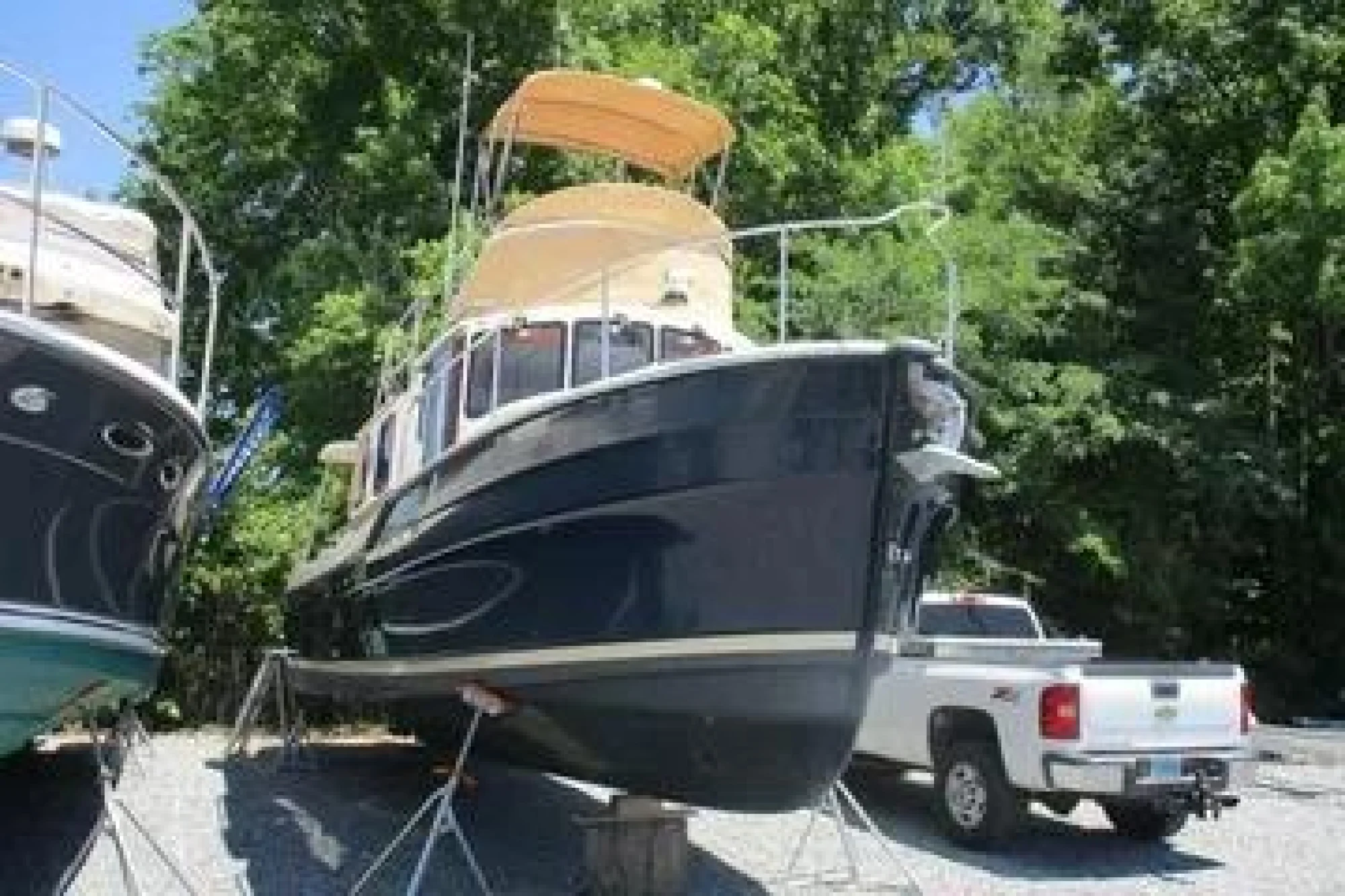 2021 Ranger Tugs R-31 CB - Image 3