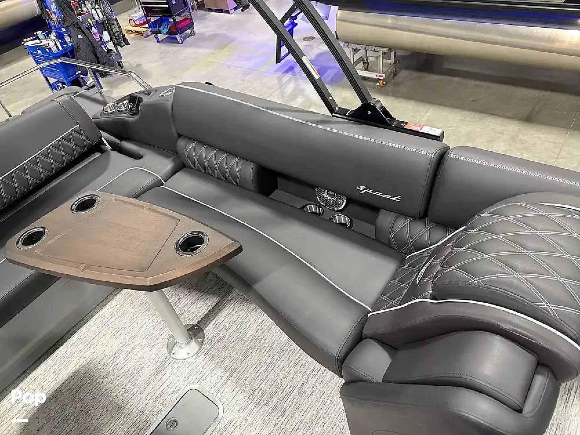 2025 Bennington 25 RXSB - Image 4