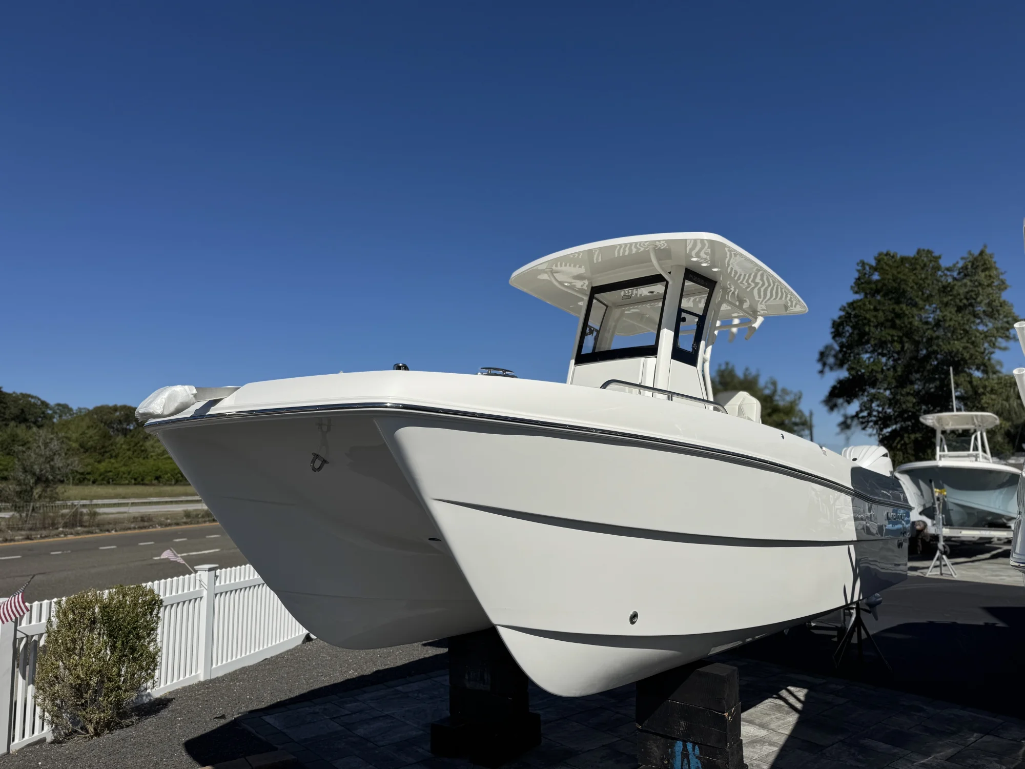 2026 World Cat 235TE - Image 2