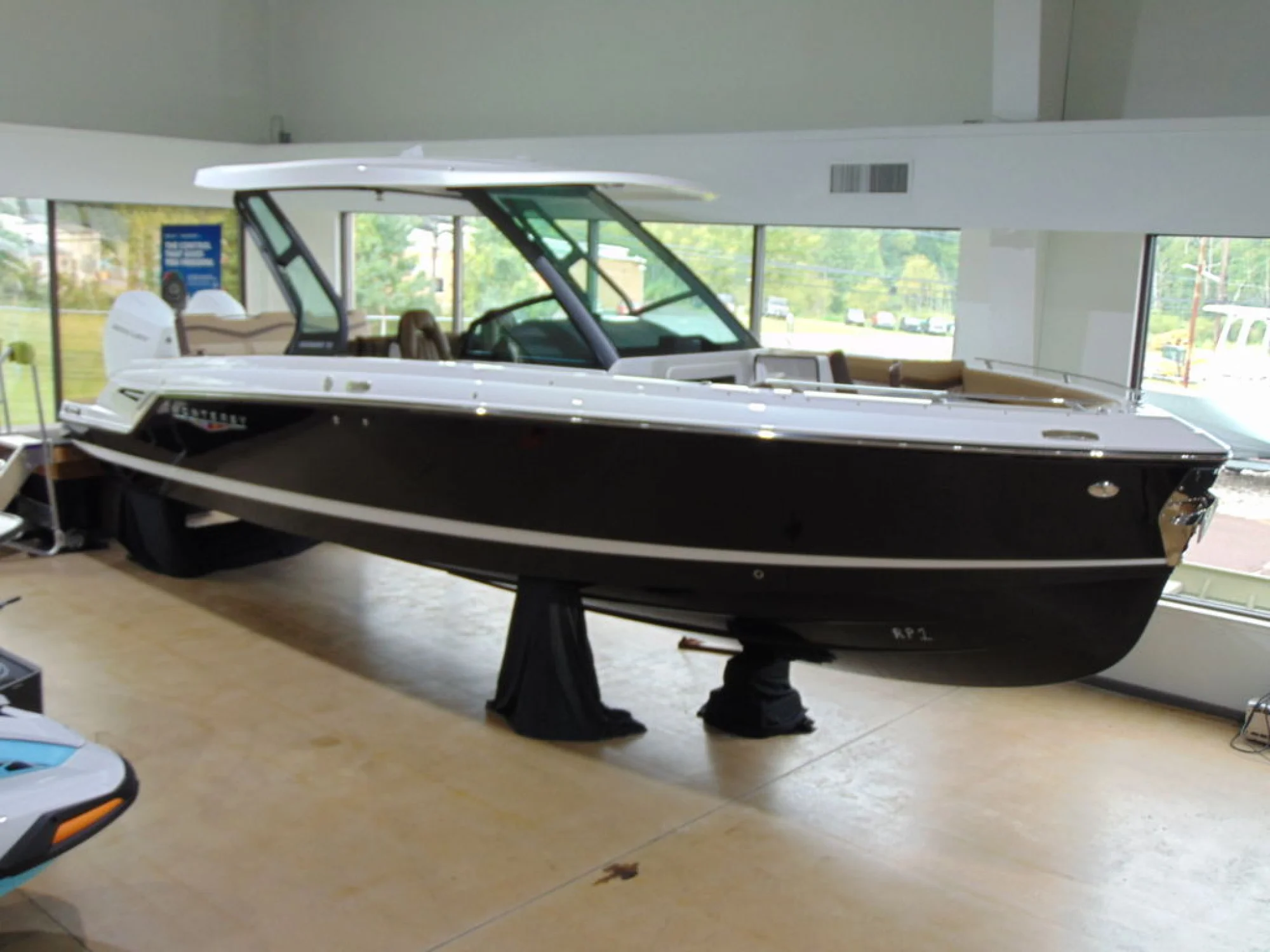 Monterey ELITE 30 OB