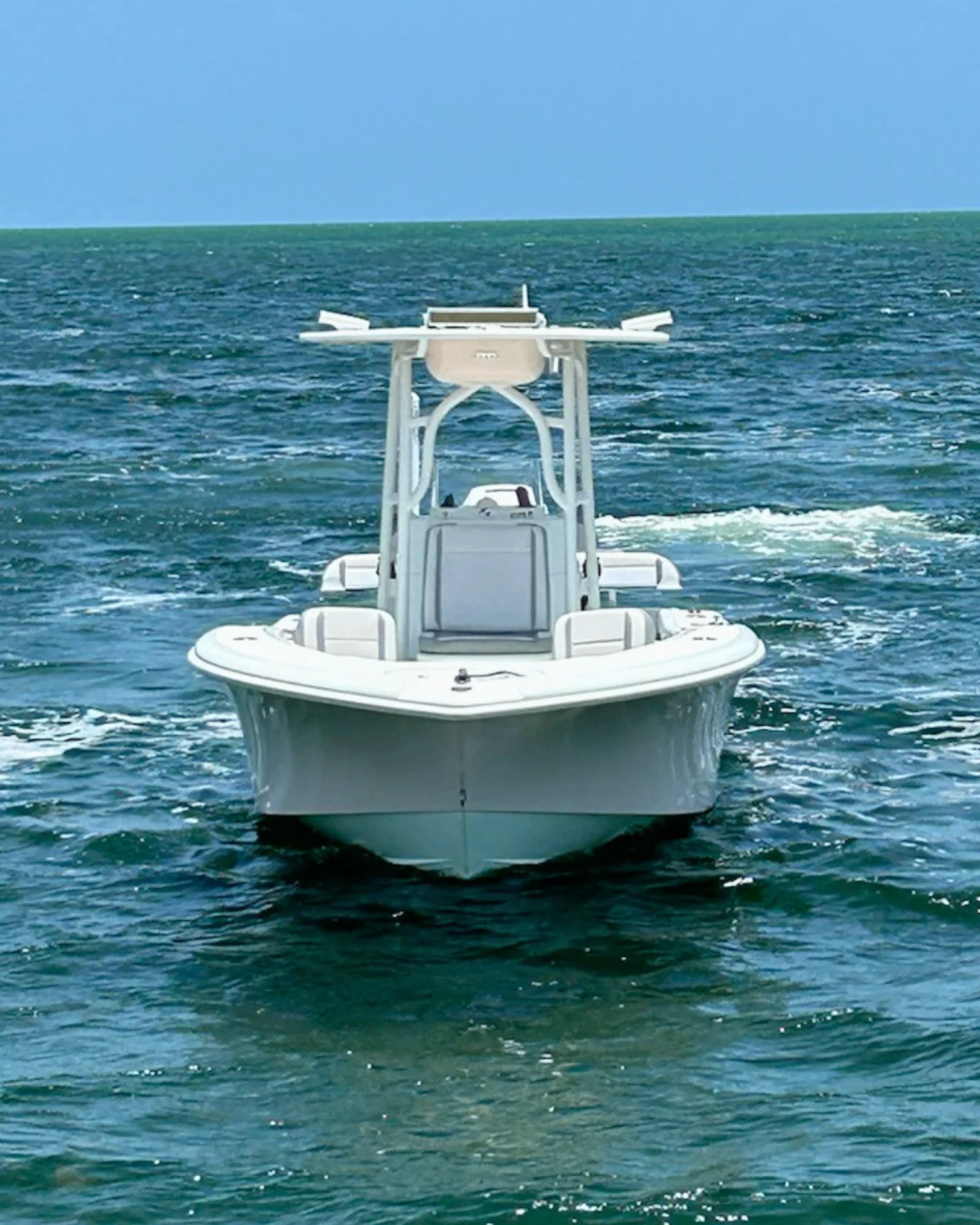 2018 Yellowfin 26 Hybrid - Image 5