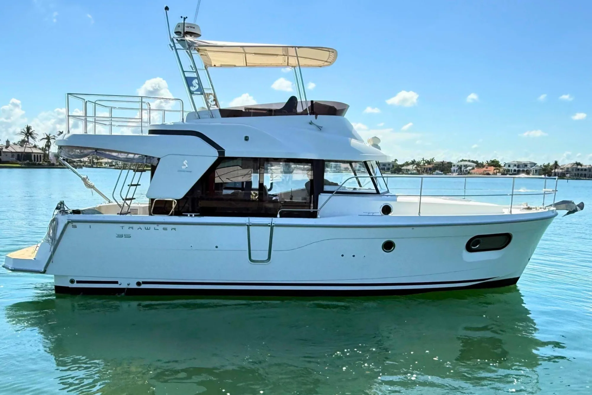 2021 Beneteau Swift Trawler 35