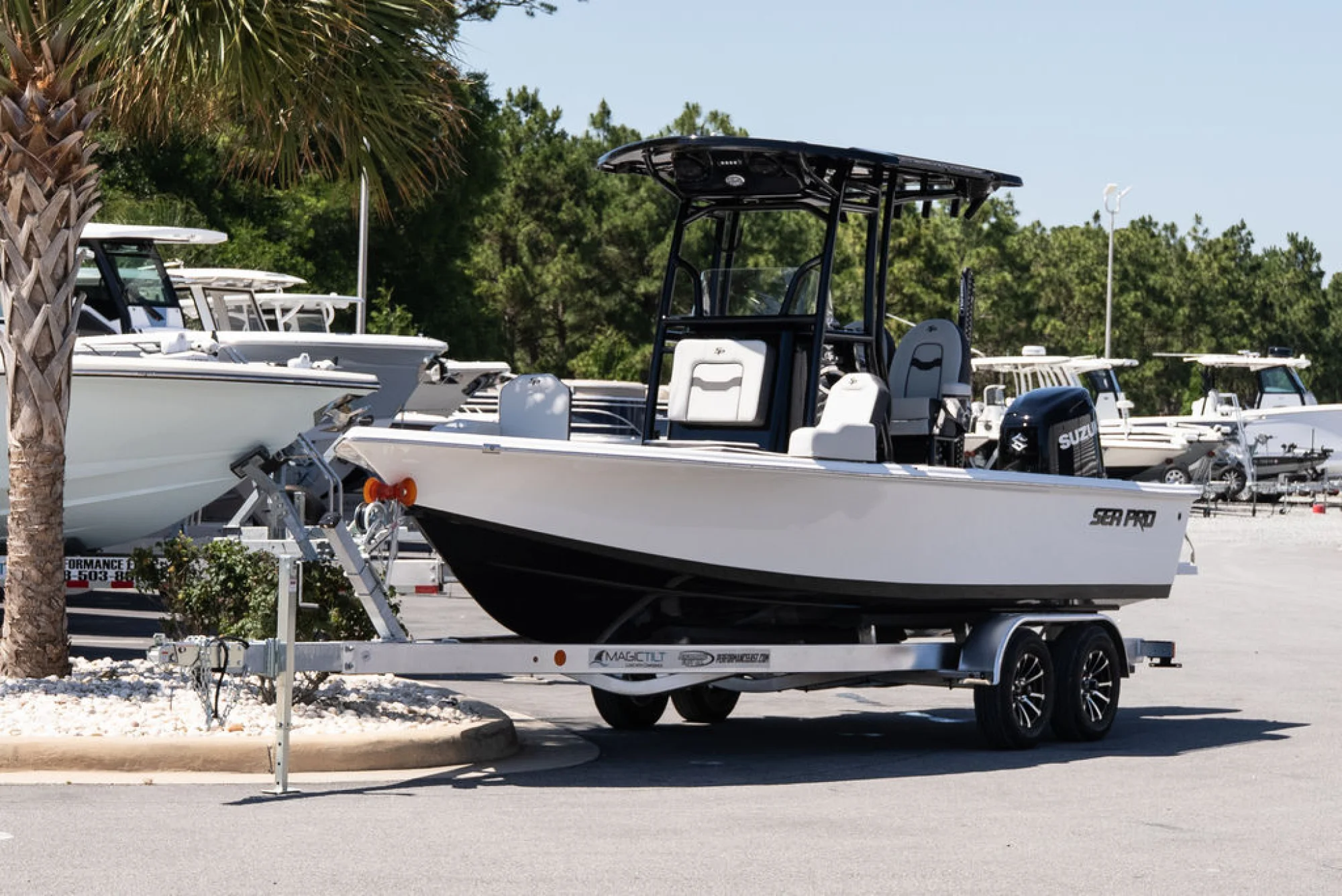 Sea Pro 230 DLX - Image 2