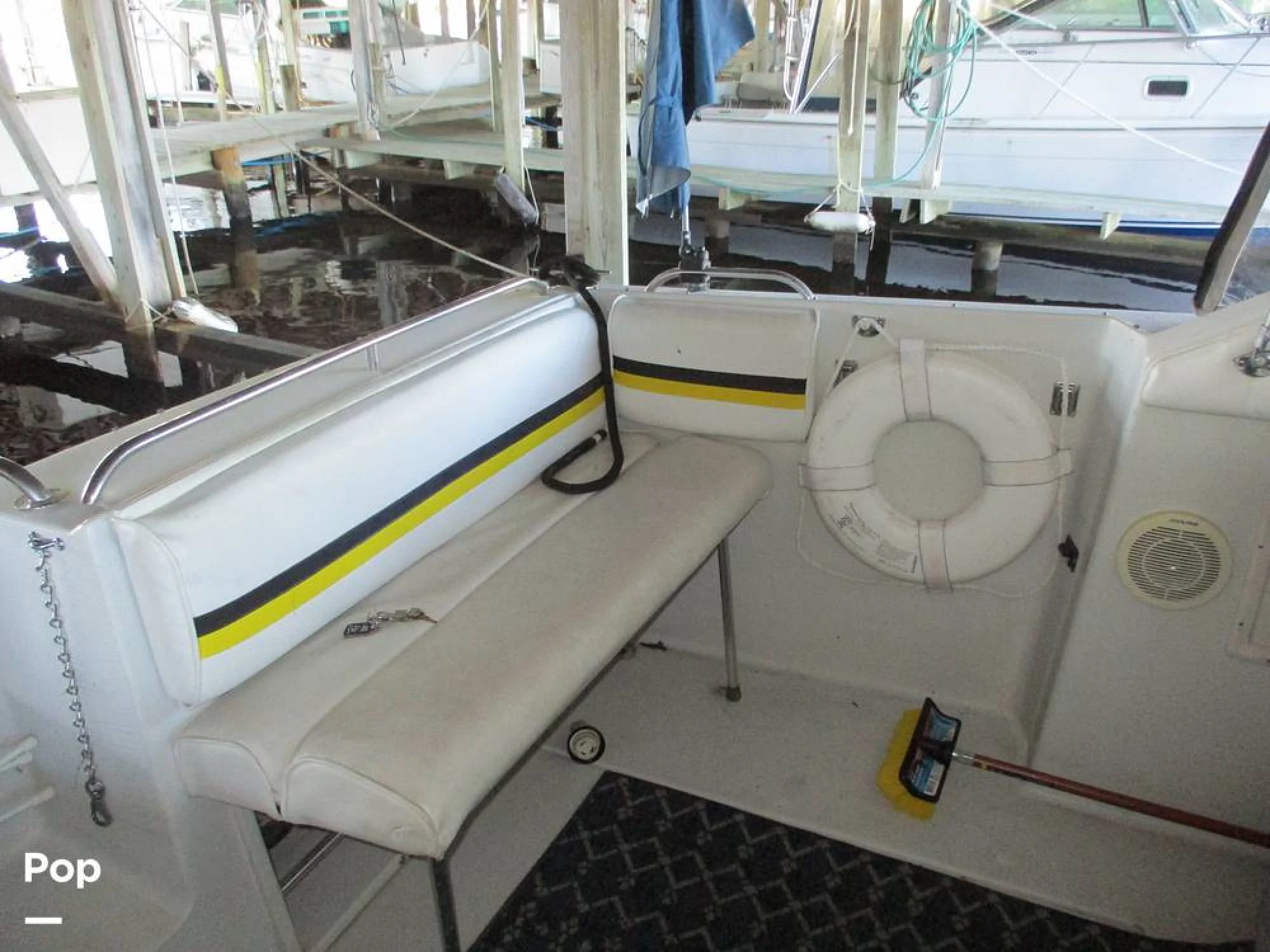 1987 Chris-Craft 320 Amerosport - Image 5