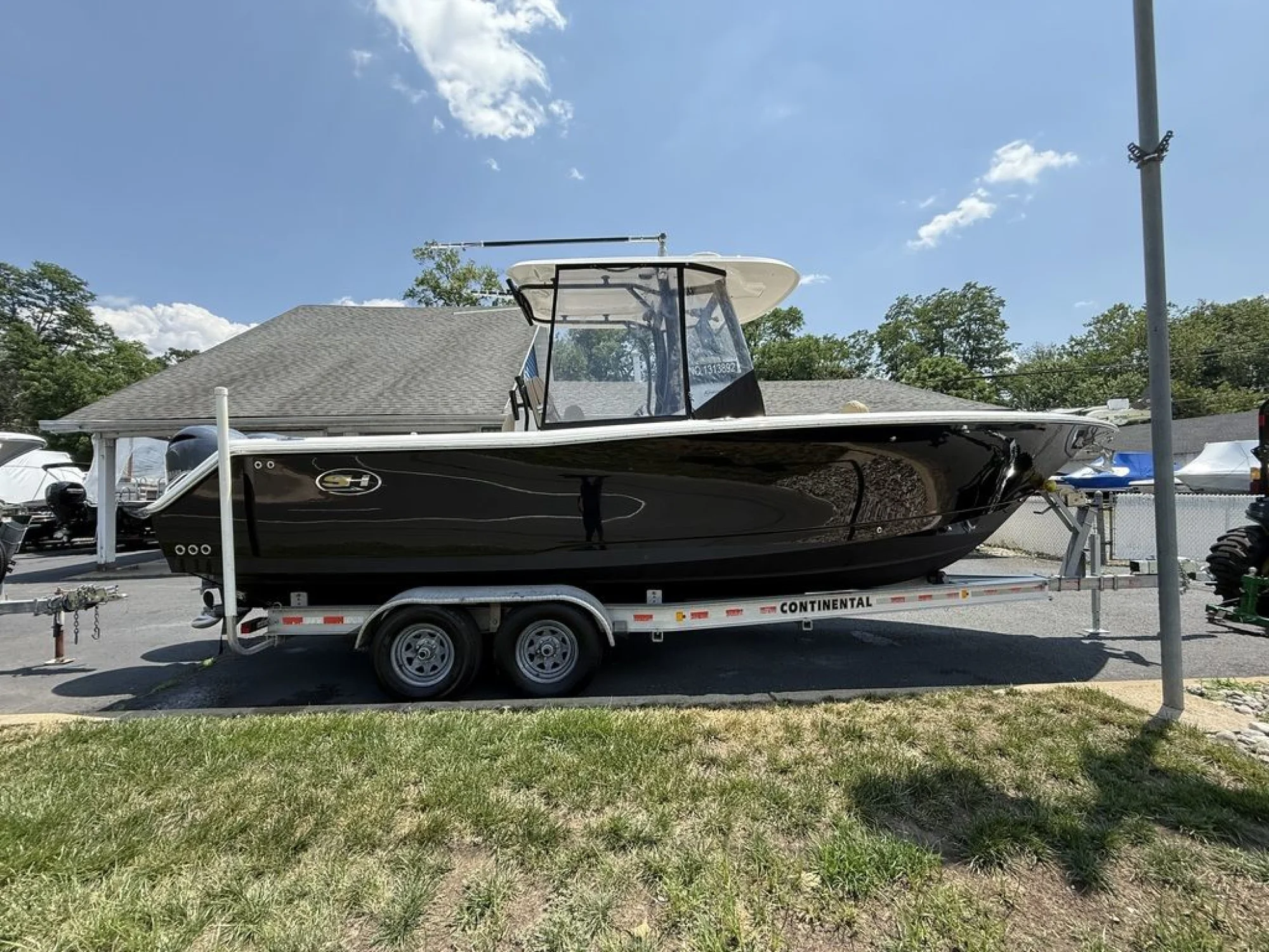 2017 Sea Hunt Gamefish 27 - Image 4