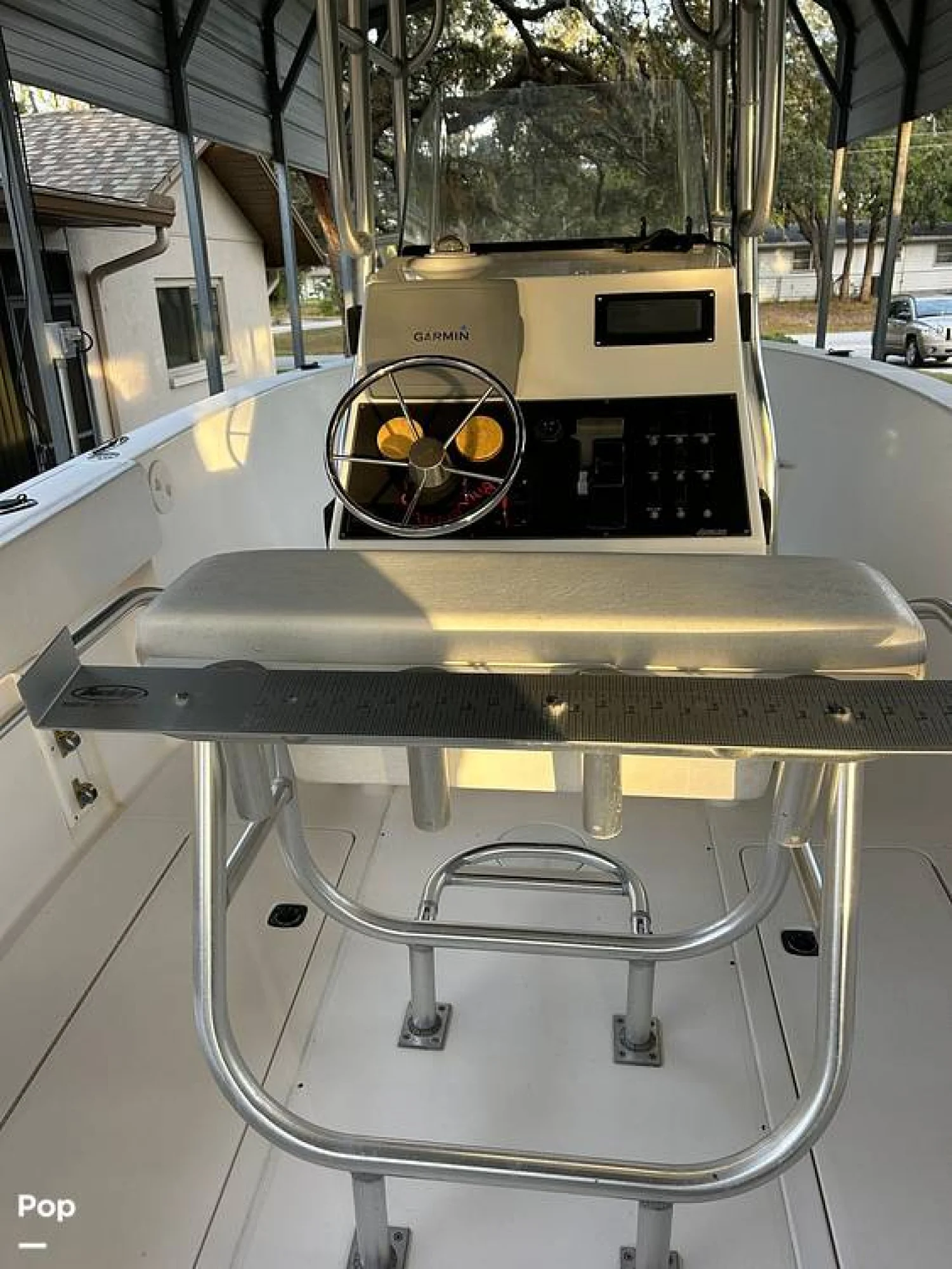 2001 Angler 2400 CC - Image 4