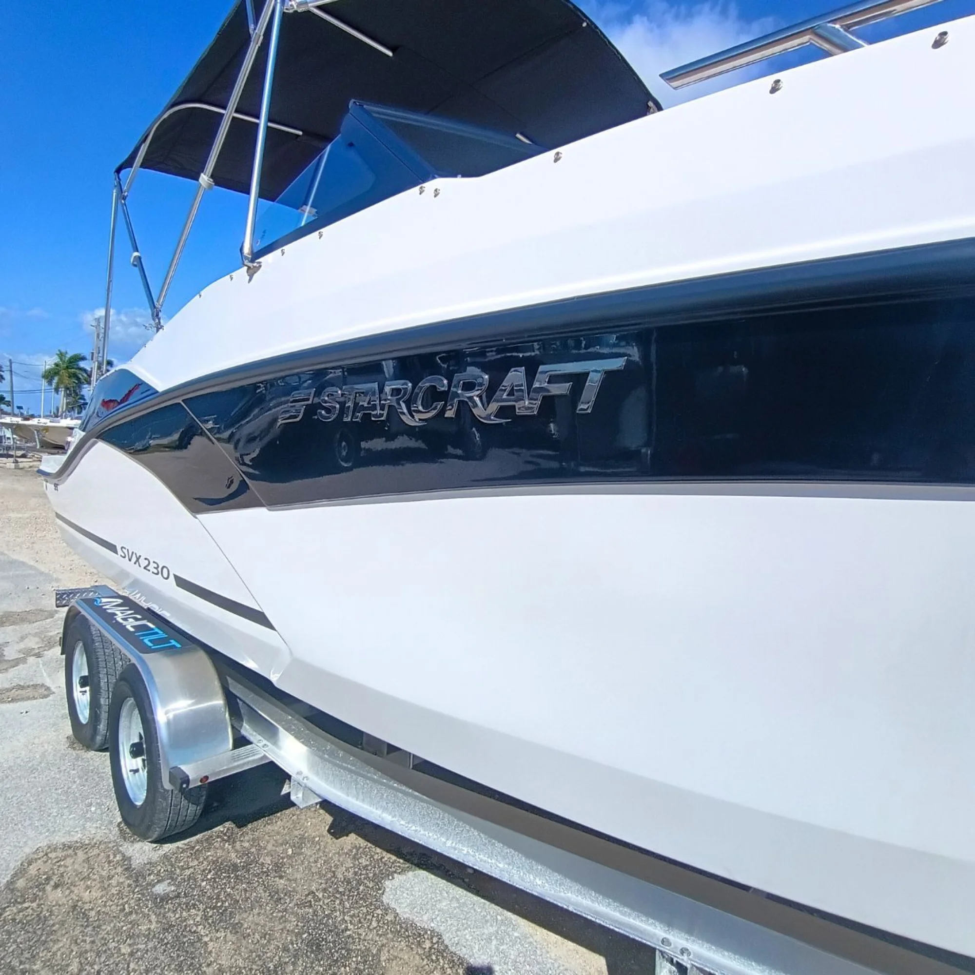 2026 Starcraft SVX 230 DC OB - Image 3