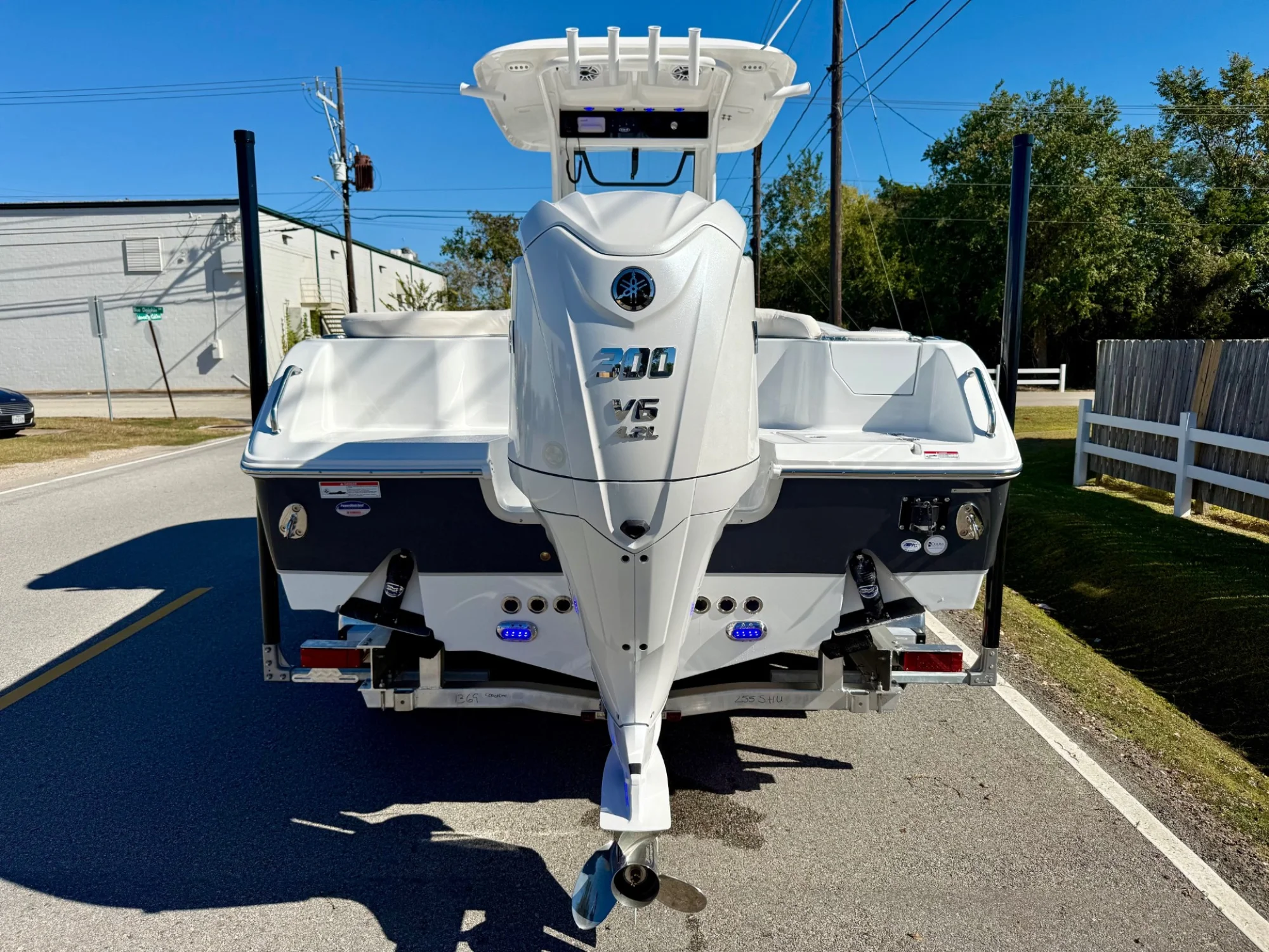 2026 Sea Hunt Ultra 255 SE - Image 3